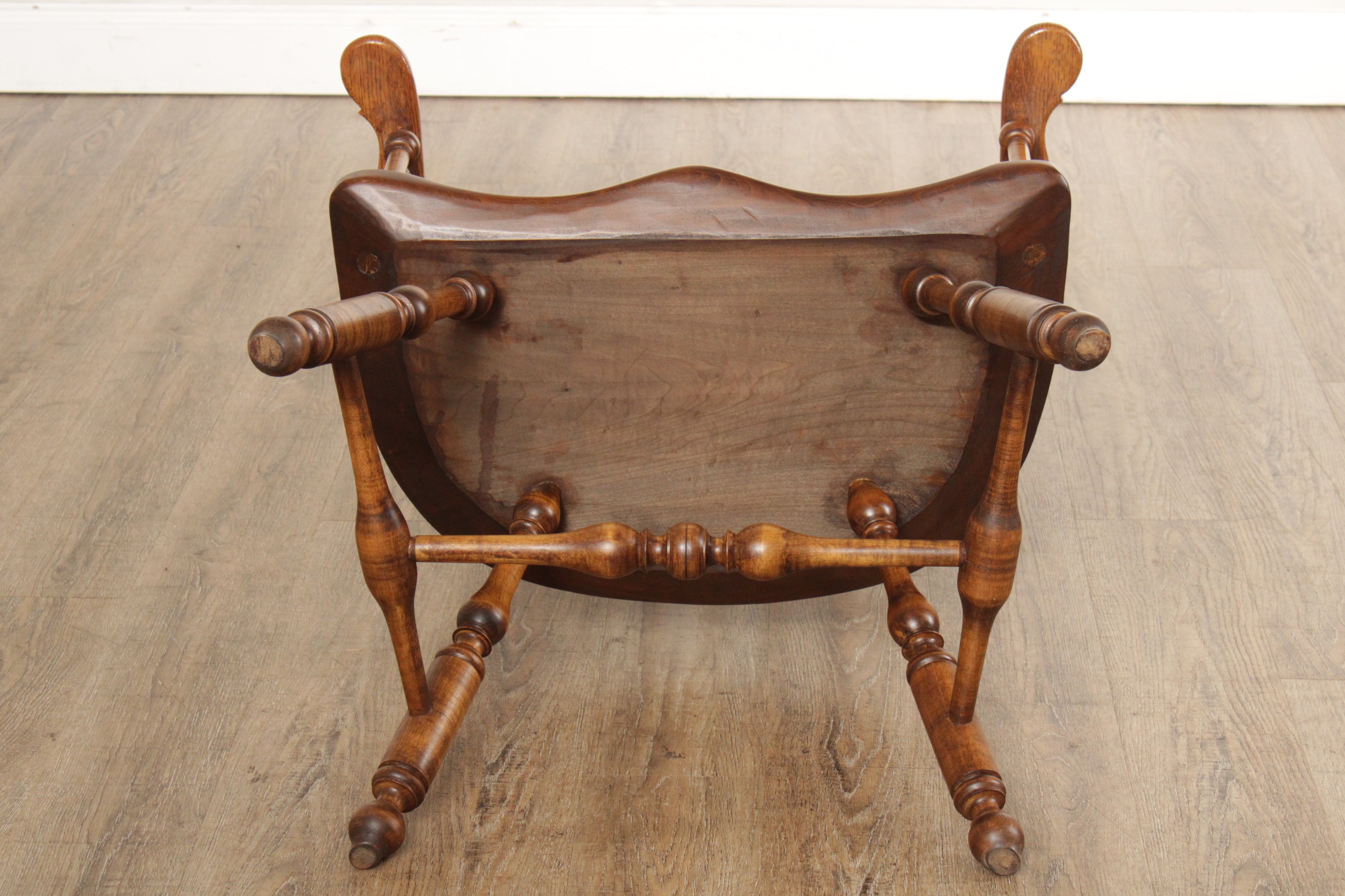 Custom Crafted Philadelphia Windsor Comb Back Windsor Armchair