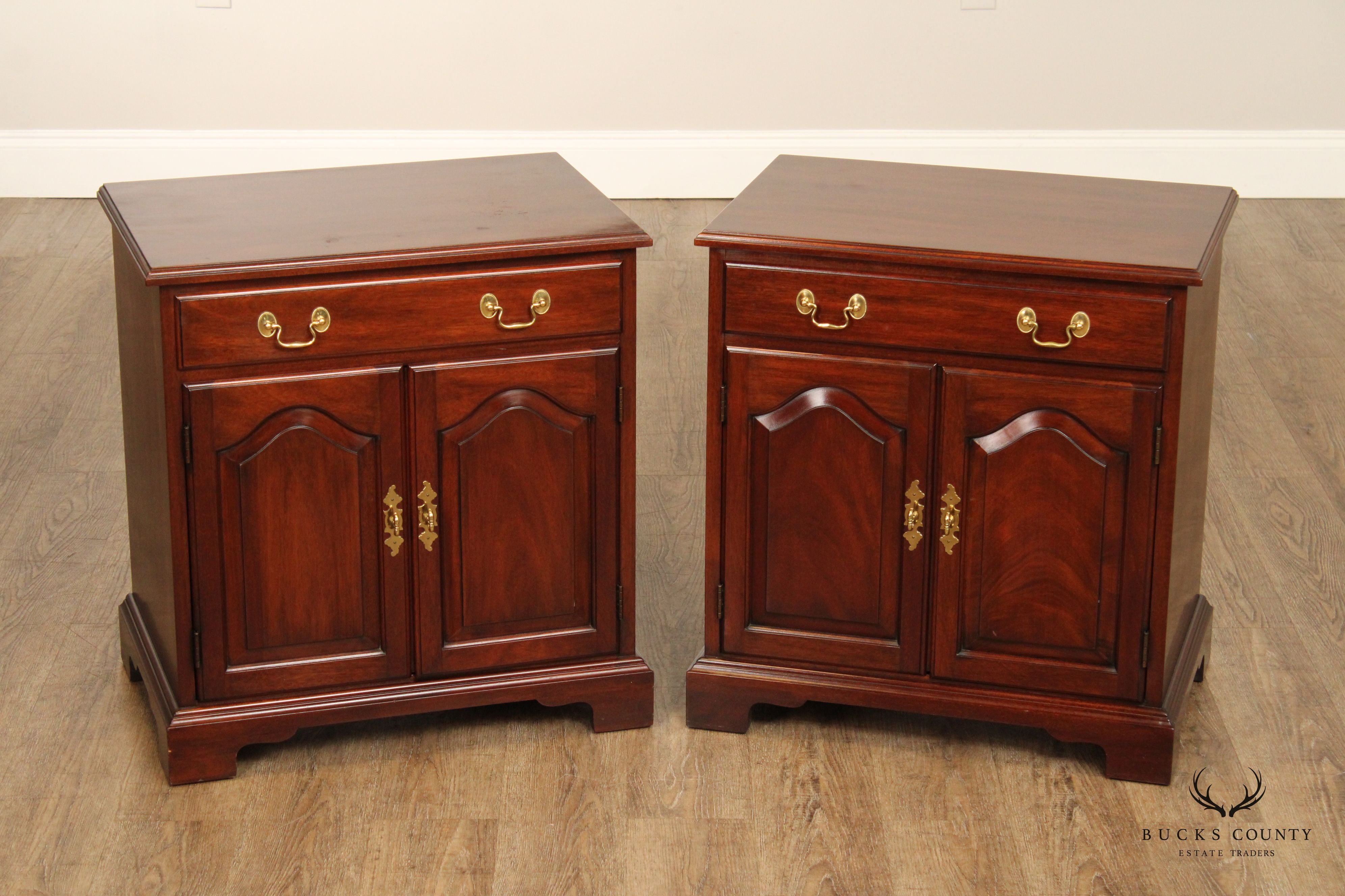 Henkel Harris Chippendale Style Pair of Mahogany Nightstands