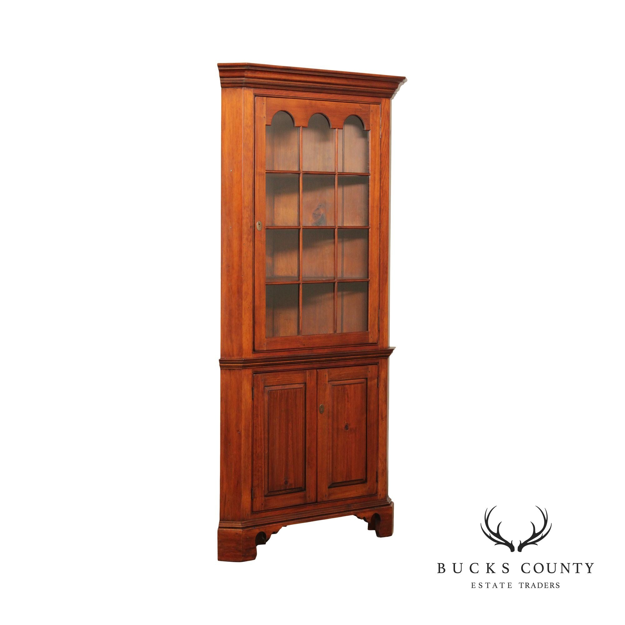 Early American Style Custom Quality Pine Farmhouse Corner Cabinet