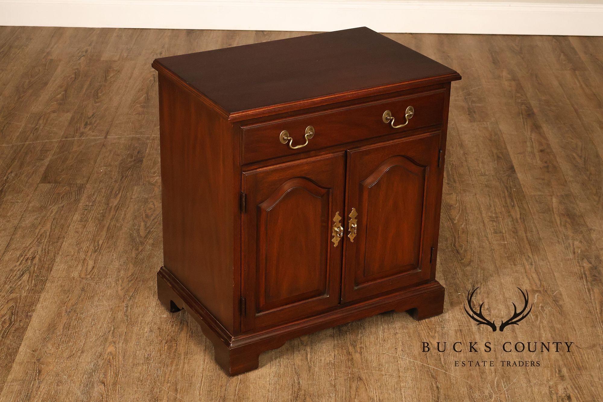 Henkel Harris Mahogany Pair of Nightstands