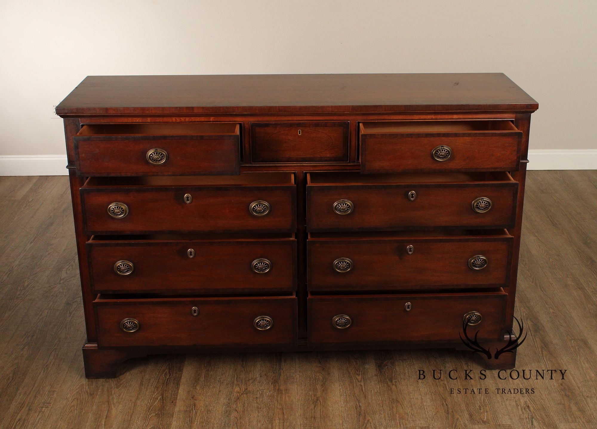 Henredon Georgian Style Mahogany Double Chest