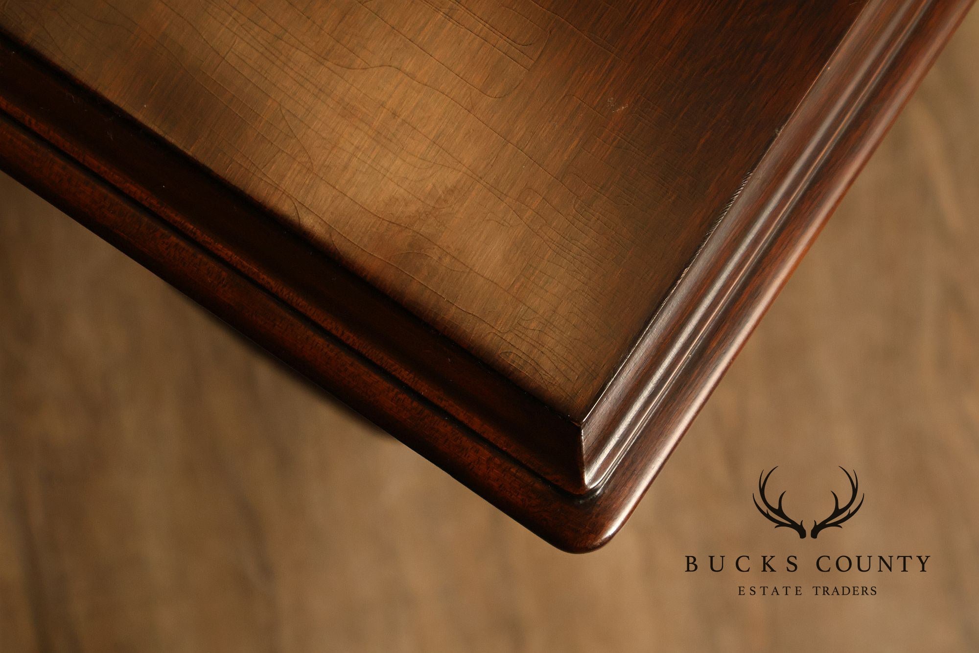 Henkel Harris Queen Anne Banded Mahogany Hunt Board