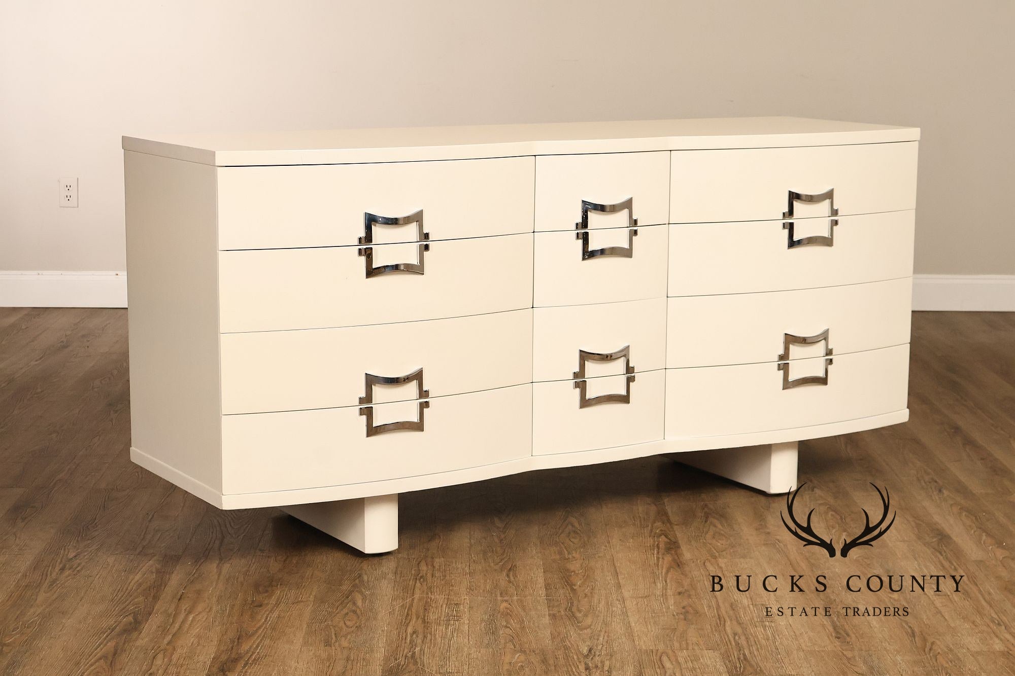 Rway Mid Century Modern White Lacquered Triple Dresser