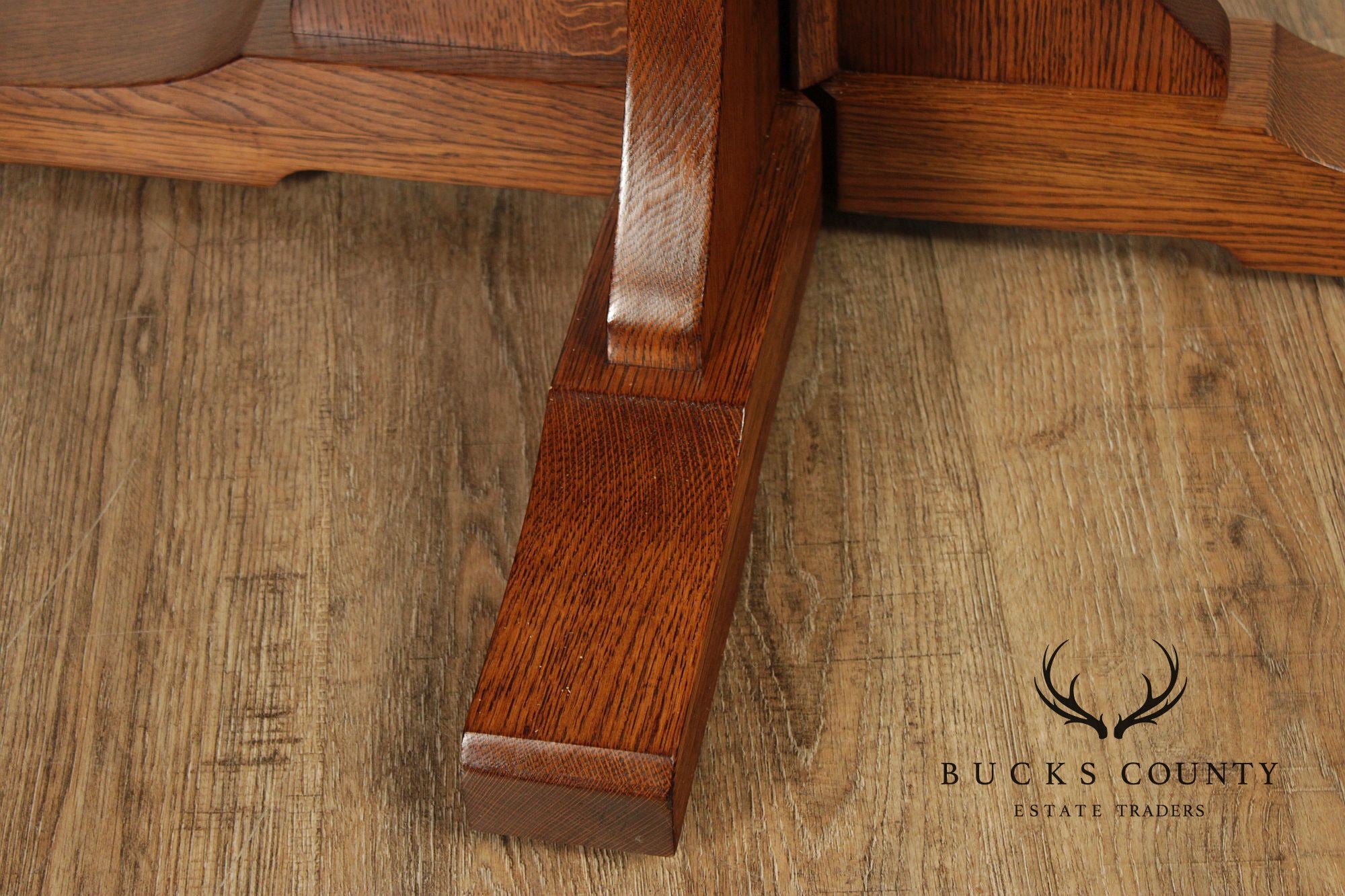 Stickley Mission Collection Round Oak Expandable Dining Table