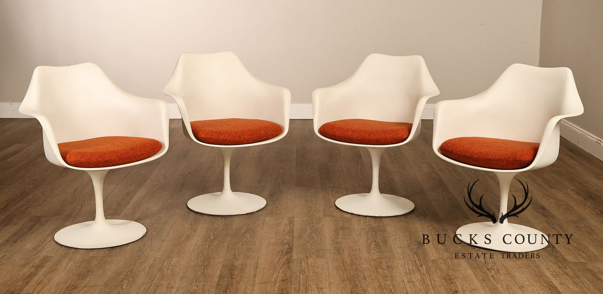Eero Saarinen Mid Century Modern Set of Four Tulip Armchairs