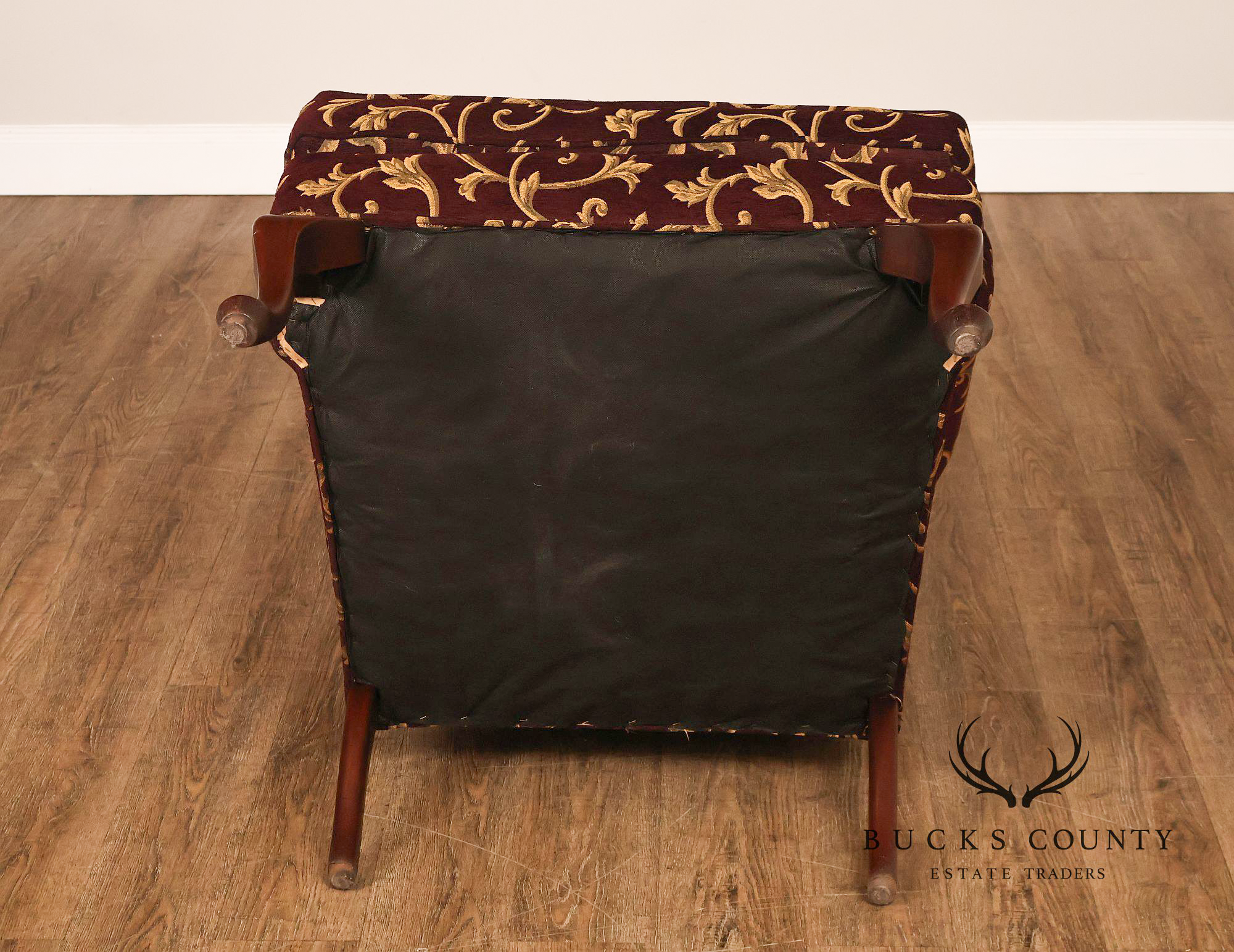 Traditional Queen Anne Style Upholstered Wingback Chair