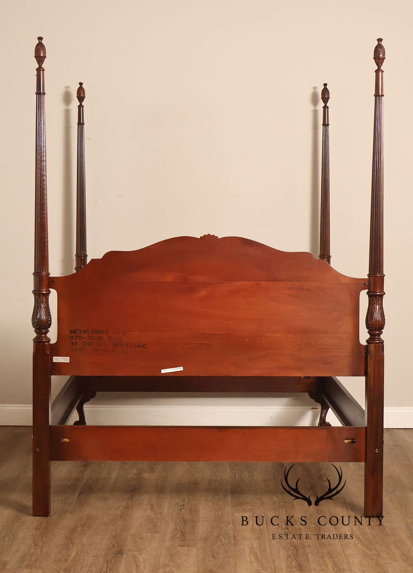 Drexel Heritage Heirlooms Collection Queen Size Mahogany Poster Bed