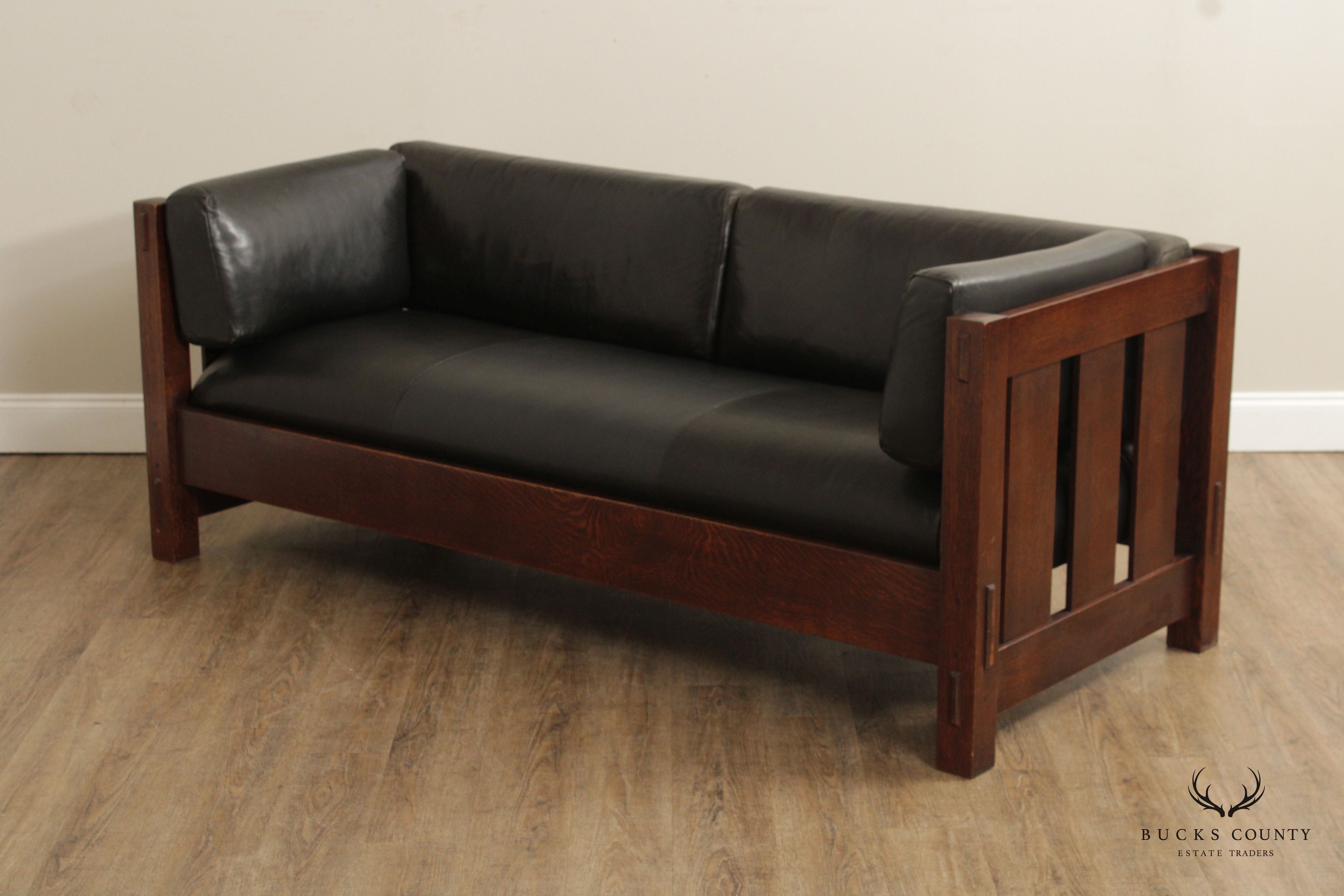 Stickley Mission Collection Oak and Leather Settle Sofa