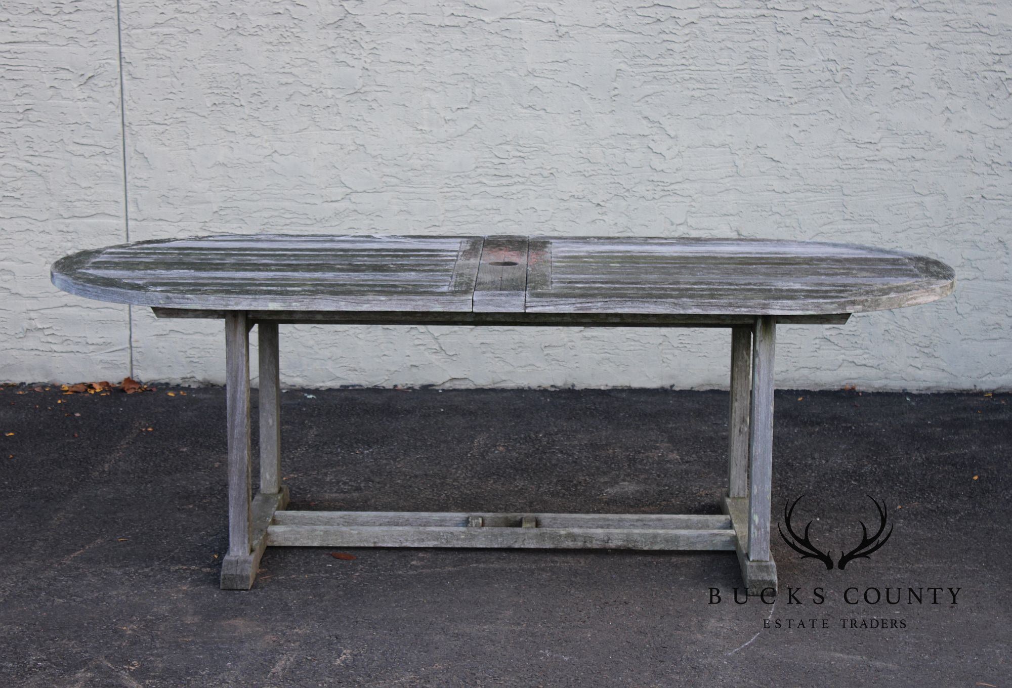 Gloster Teak Outdoor Dining Table With Six Chairs