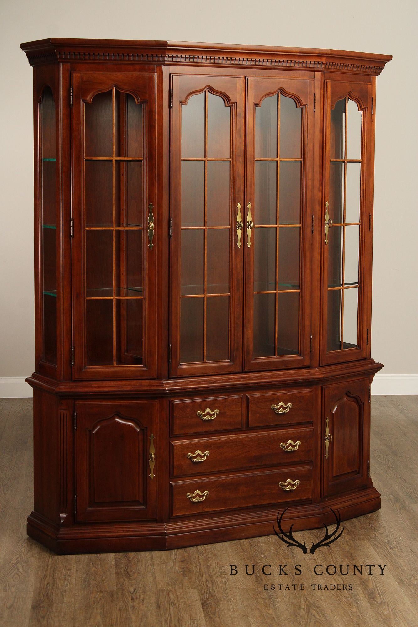 Thomasville Collector's Cherry China Cabinet