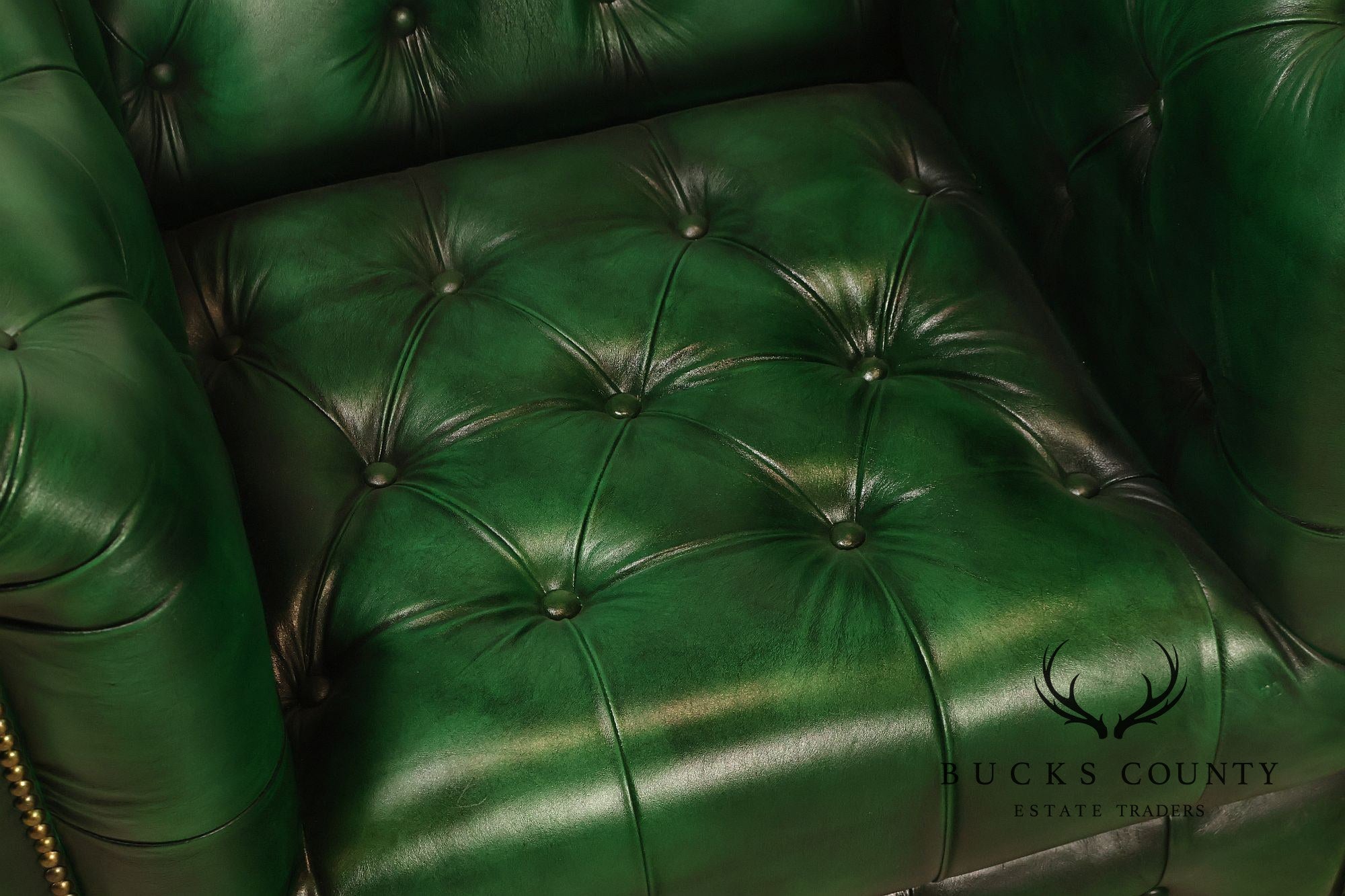 Chesterfield Style Polo Green Tufted Leather Club Chair