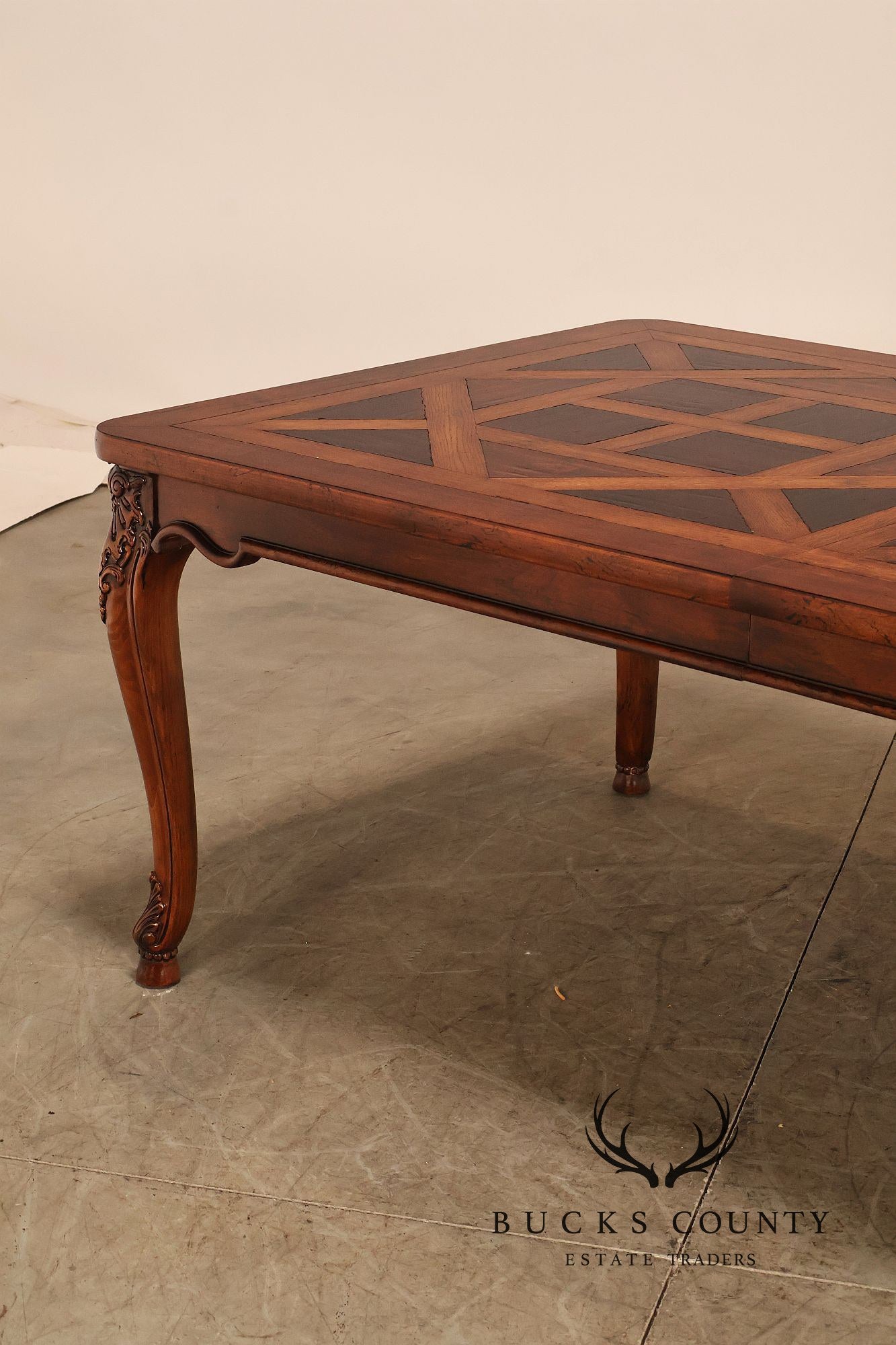Henredon French Provincial Style Parquetry Top Expandable Dining Table