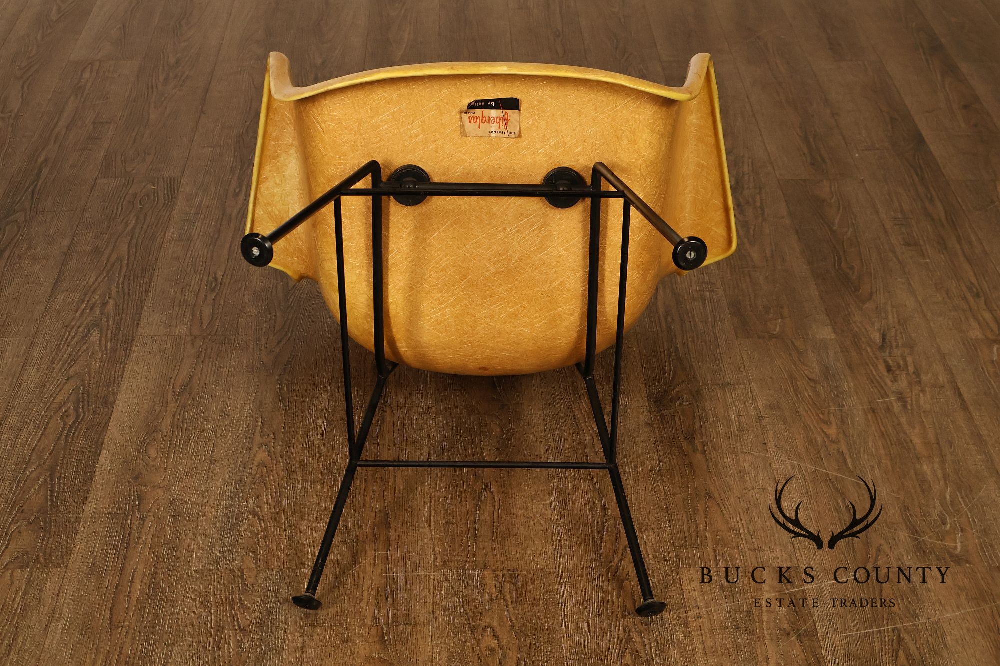 Selig Mid Century Modern 'Peabody' Fiberglass Armchair