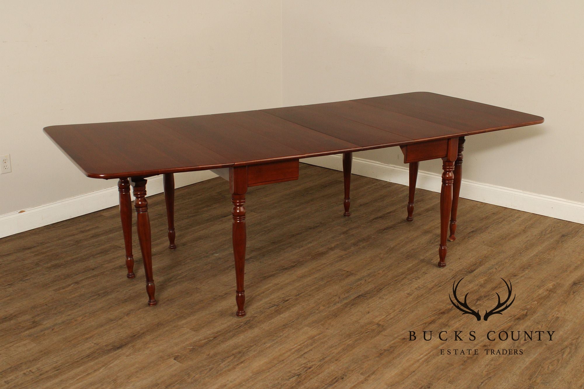 Sheraton Style Cherry Drop-Leaf Extendable Dining Table