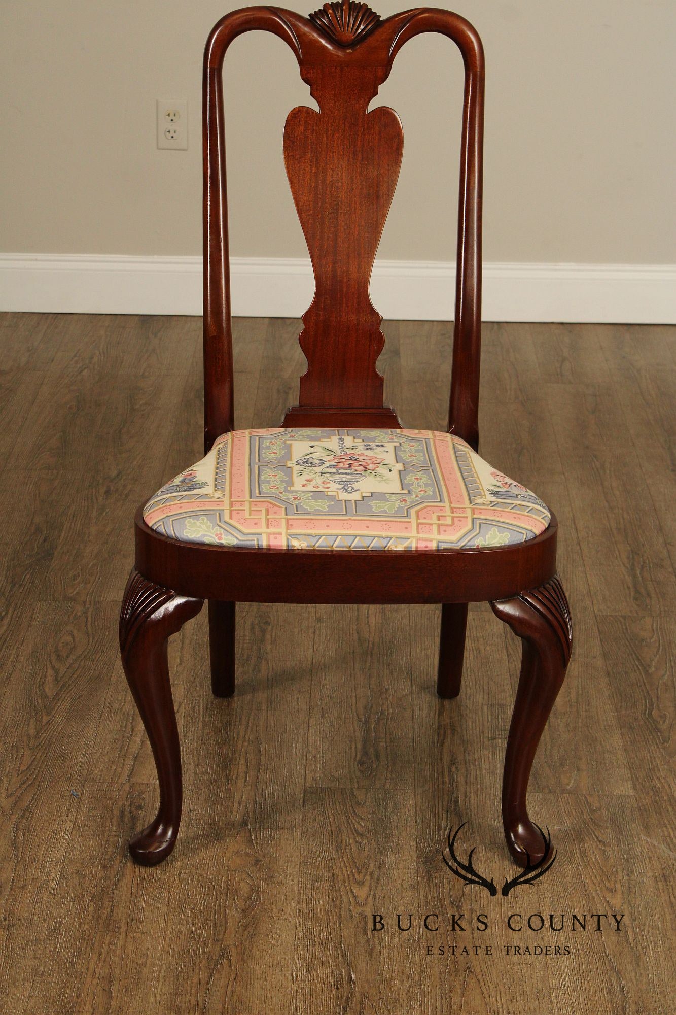QUEEN ANNE STYLE SET OF FOUR CUSTOM MAHOGANY DINING CHAIRS