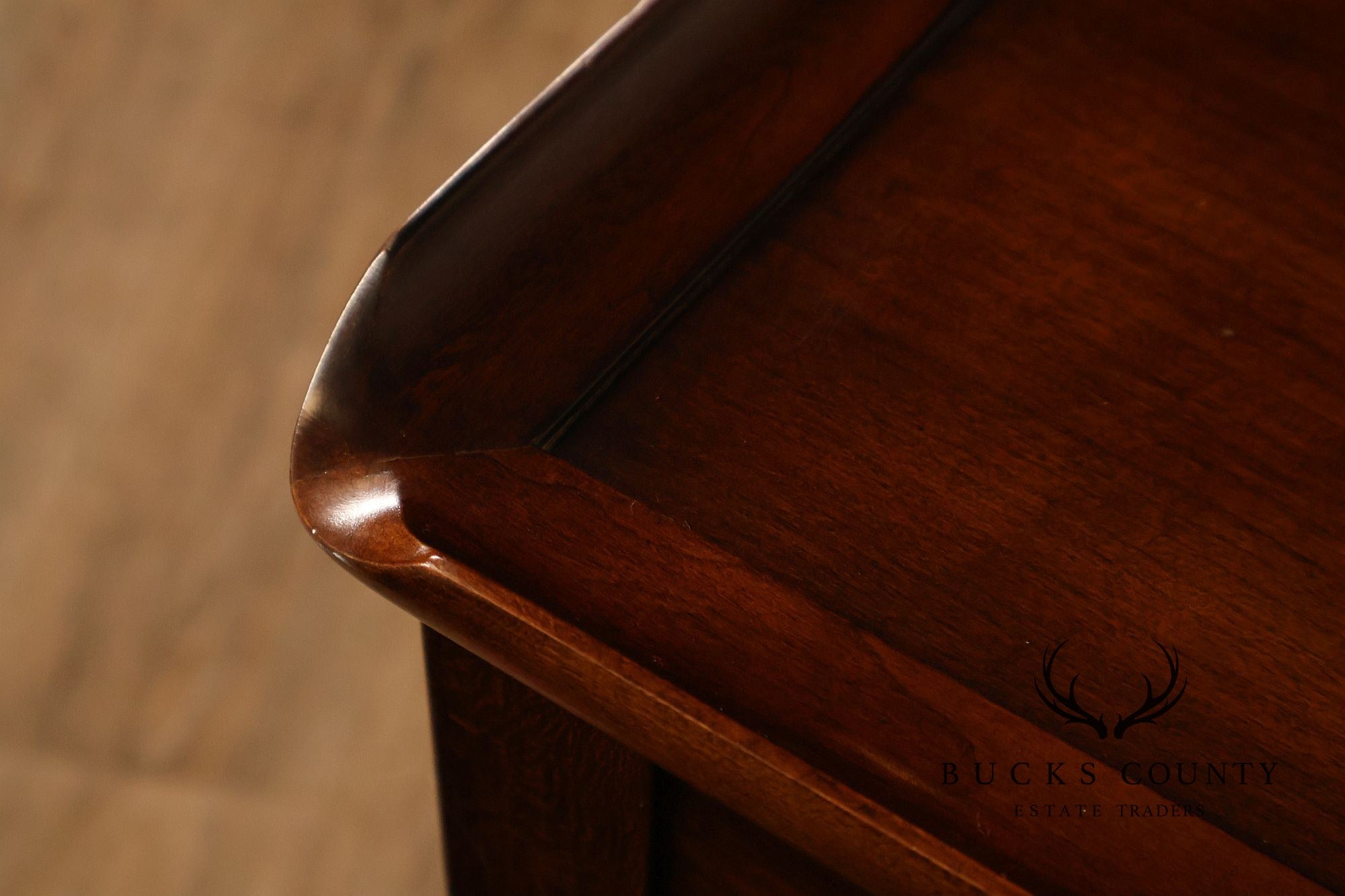 Statton Queen Anne Style Cherry Tea Table