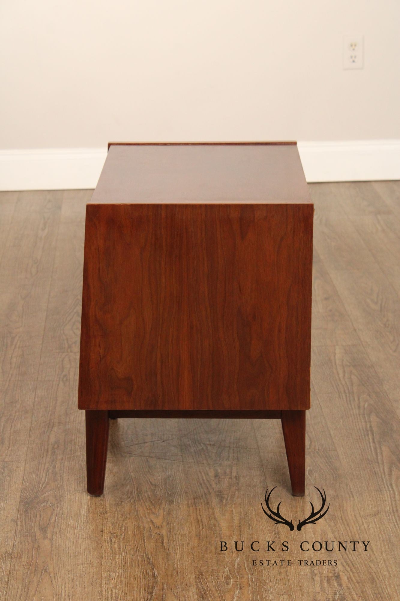 American of Martinsville Mid Century Modern Pair of Walnut Nightstands