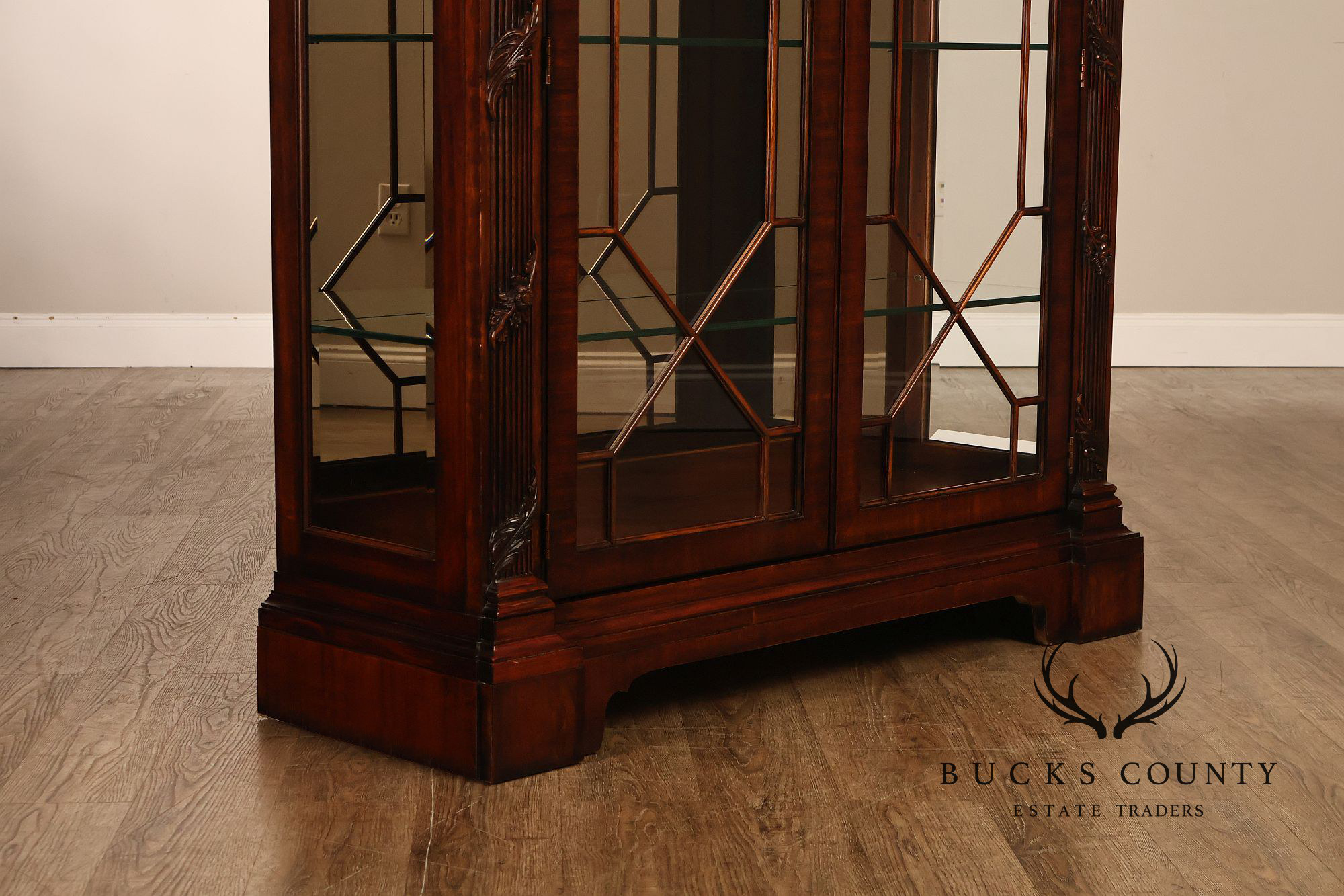 Henredon Neoclassical Style Mahogany Display Case