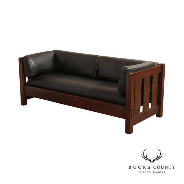 Stickley Mission Collection Oak and Leather Settle Sofa