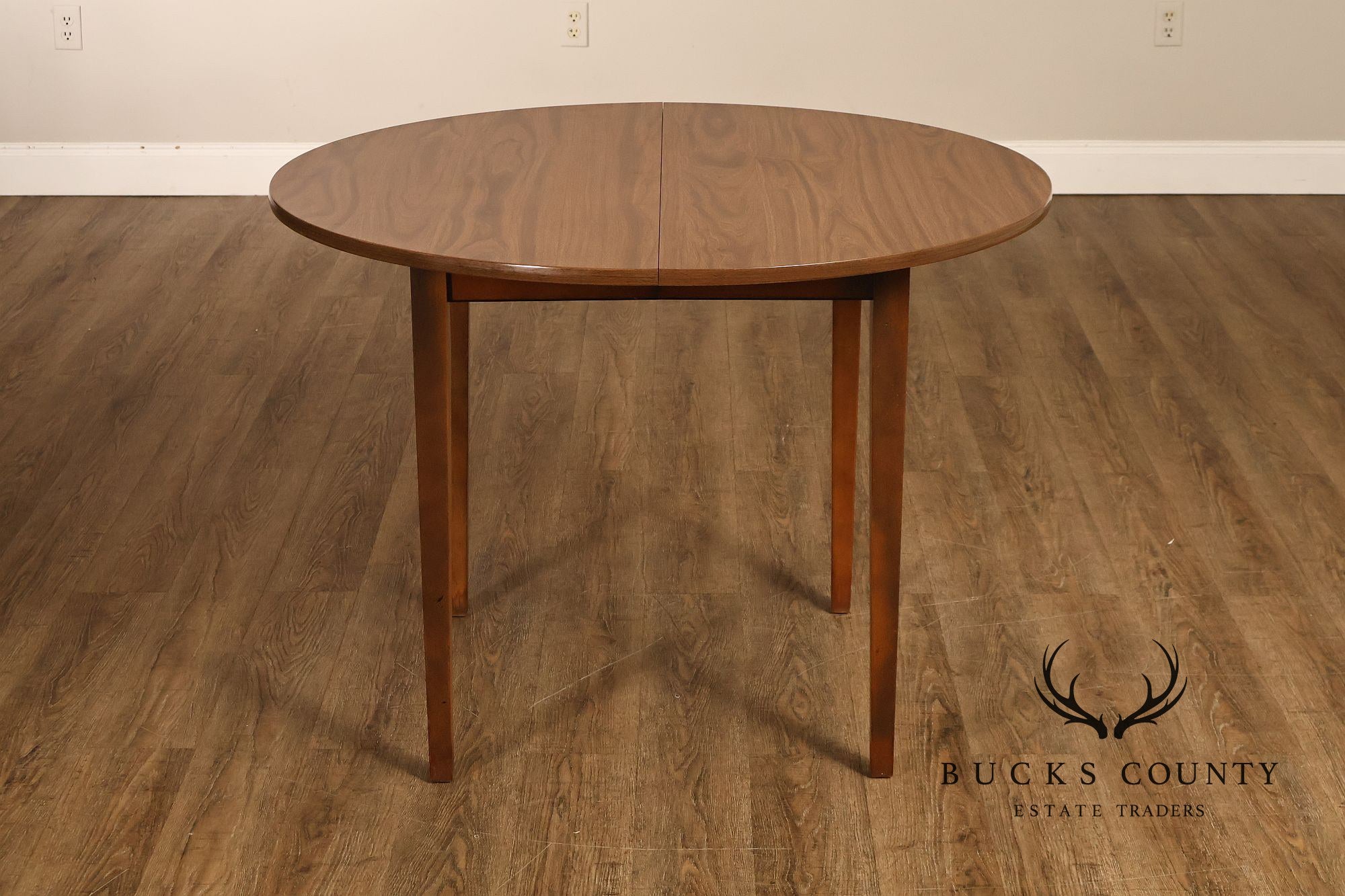Mid Century Modern Round Expandable Dining Table