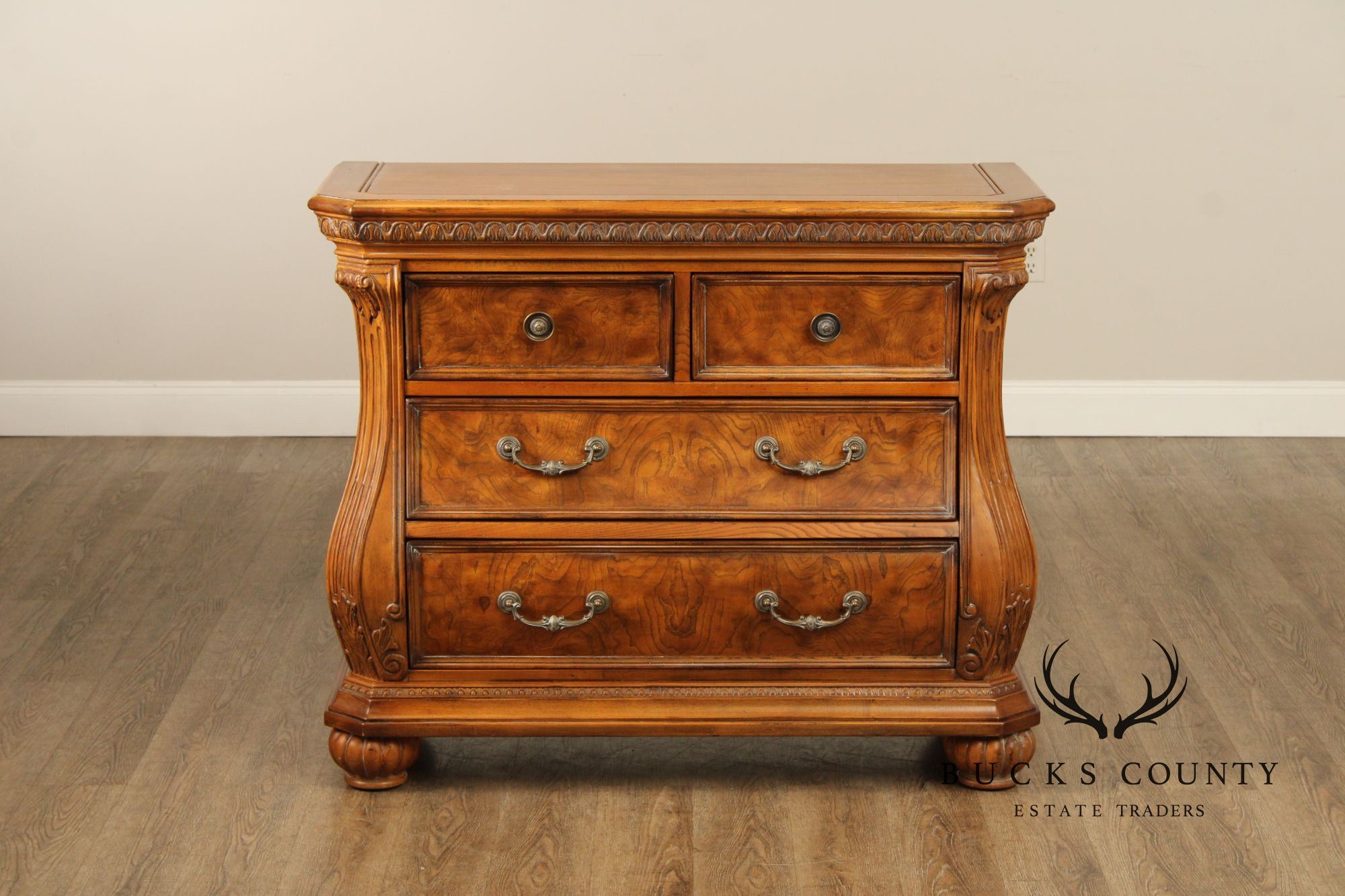 Lane Italian Provincial Style Pair of Burl Wood Bombe Chests