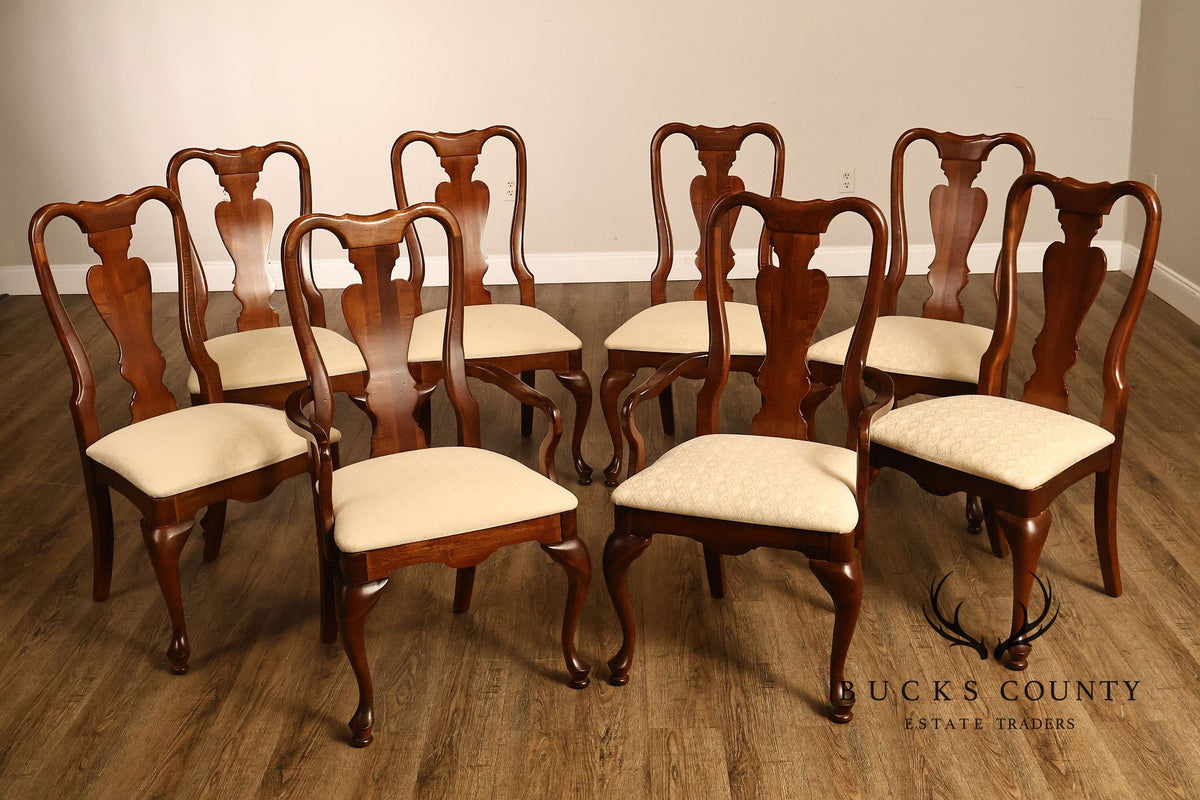 American Drew Queen Anne Style Expanding Dining Table With Eight Dining Chairs