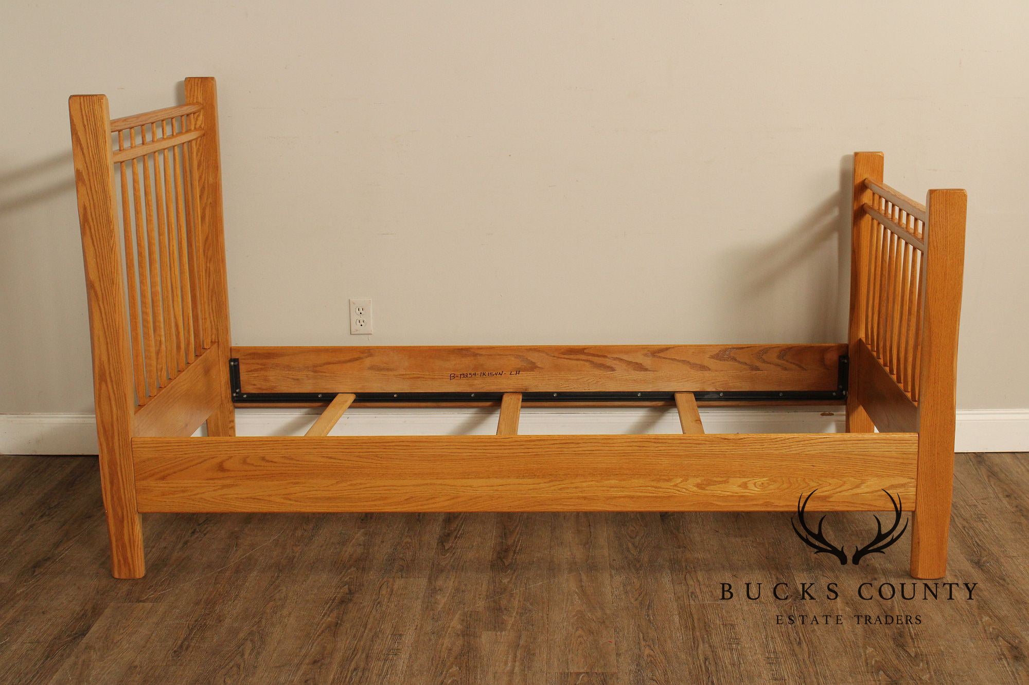 Hunt Country Furniture Oak Twin Bed