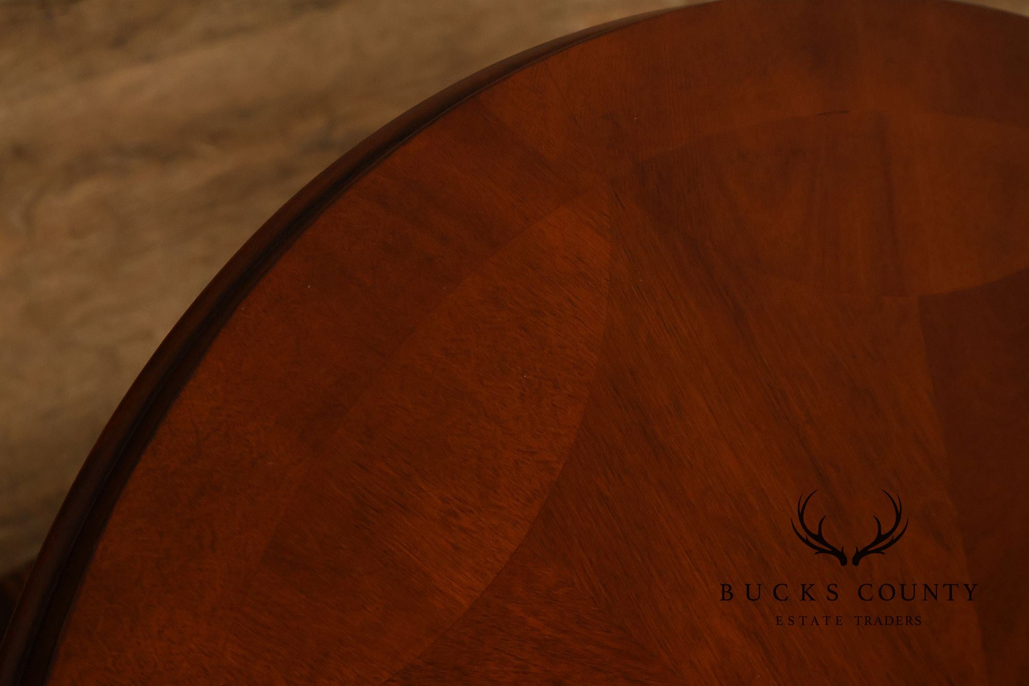 Ethan Allen Round Pineapple Pedestal Side Table