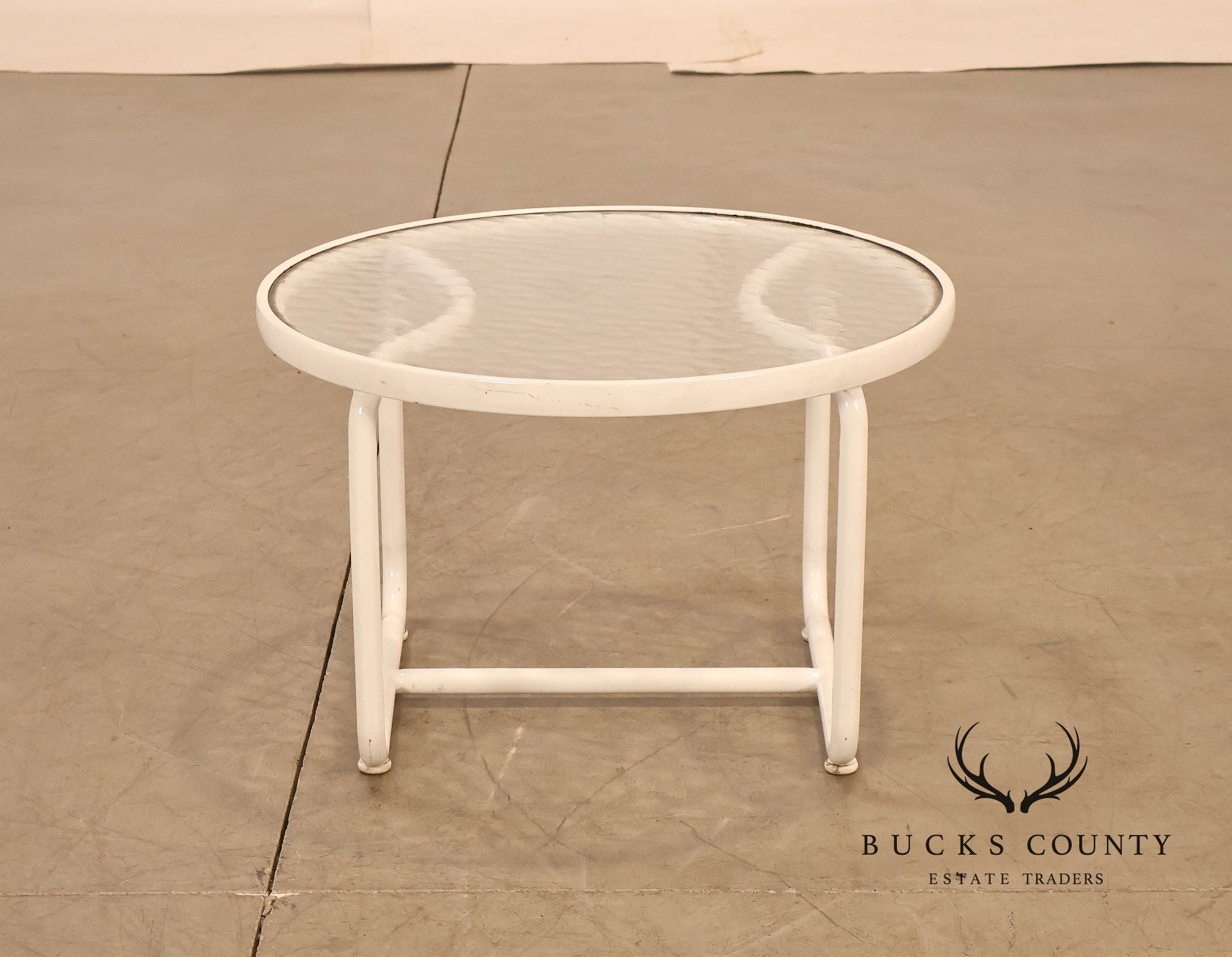 Brown Jordan 'Tamiami' Round Glass Top Patio Side Table