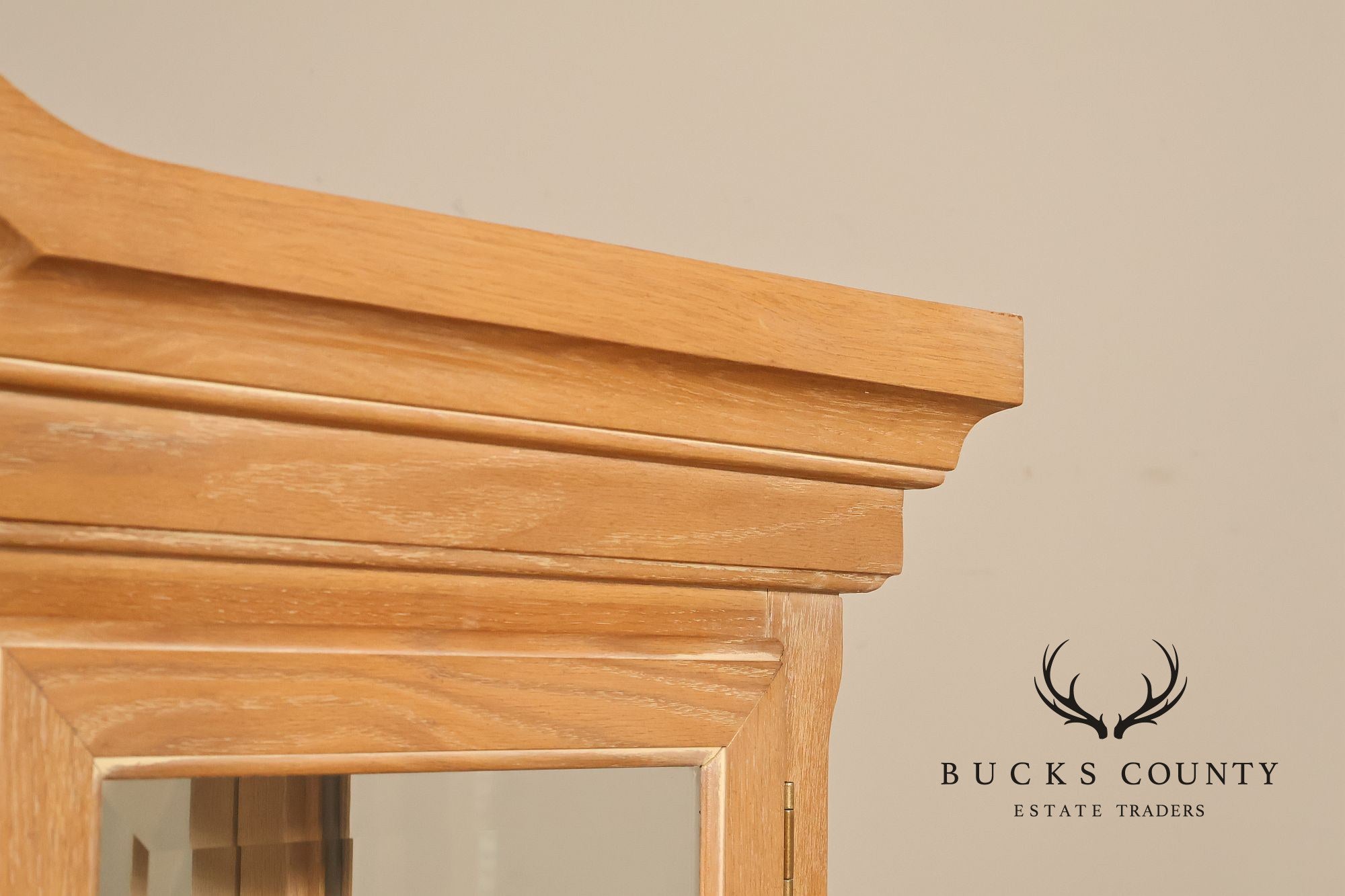 Hespeler Furniture Light Oak Illuminated China Cabinet