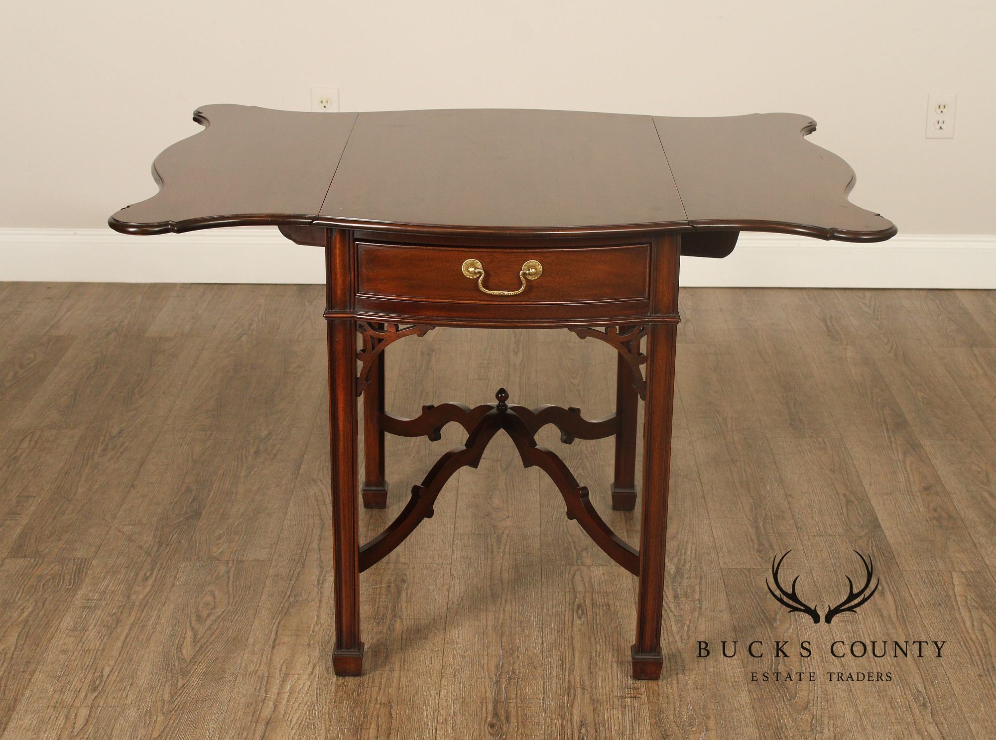 Kindel Winterthur Reproduction Mahogany Pembroke Table