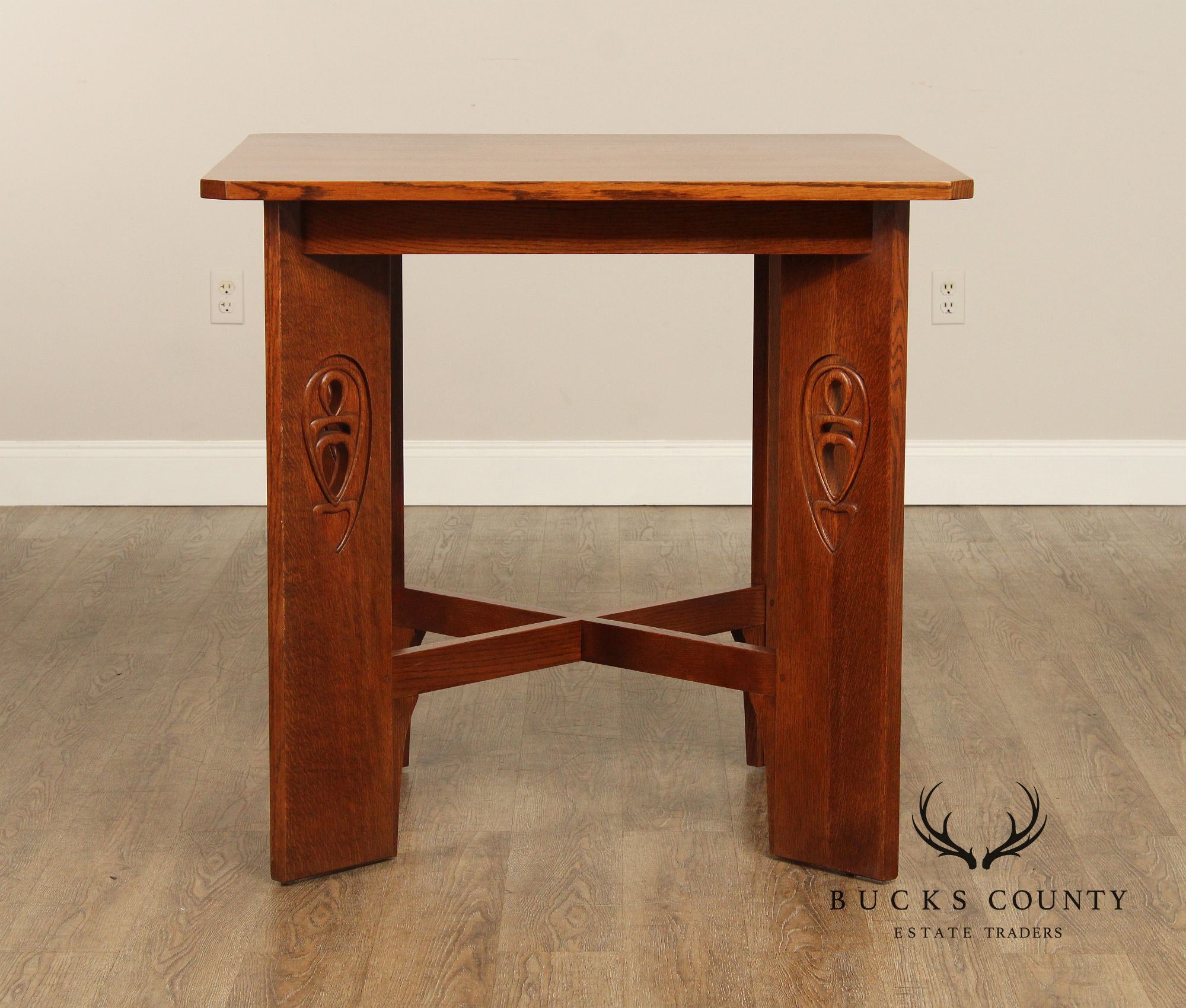 Stickley Mission Collection Oak Argyle Street Bistro Table