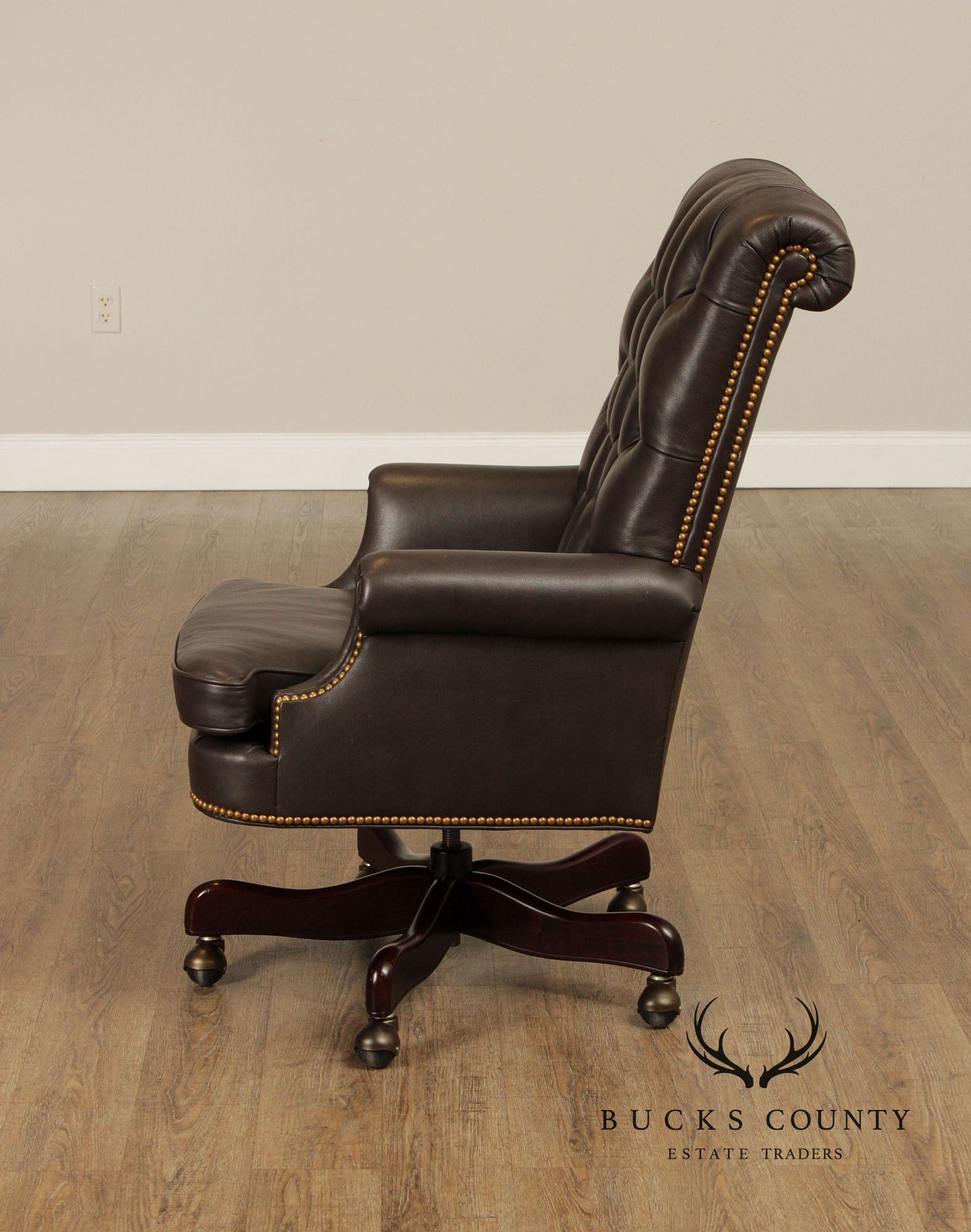 Hancock and  Moore 'Berwind' Tufted Leather Executive Office Chair