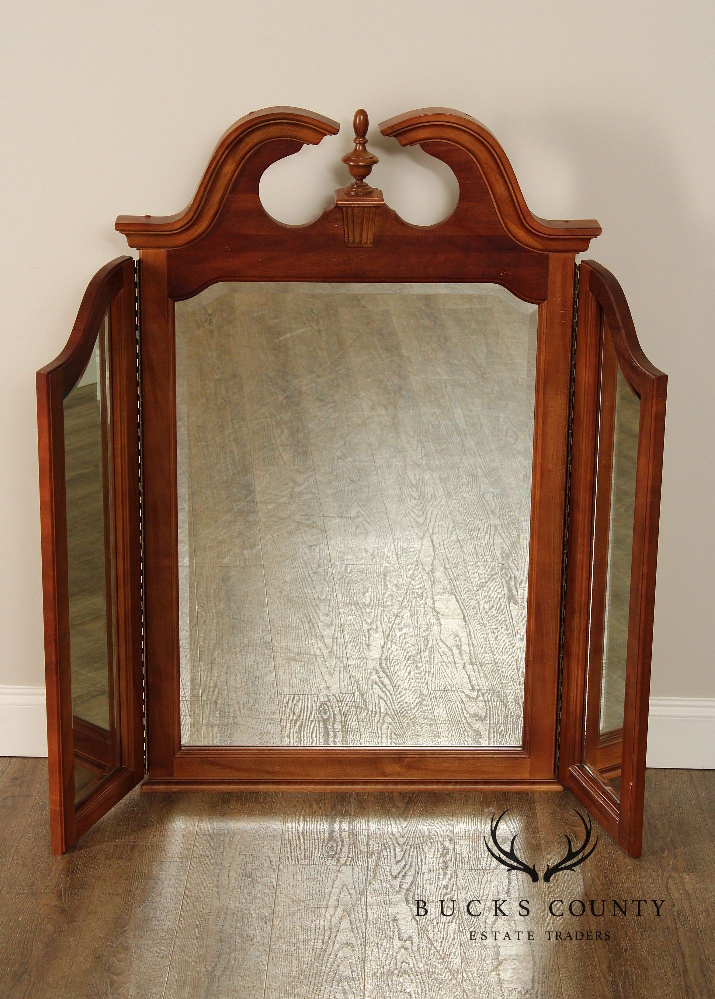 American Drew Georgian Style Tri-Fold Cherry Mirror