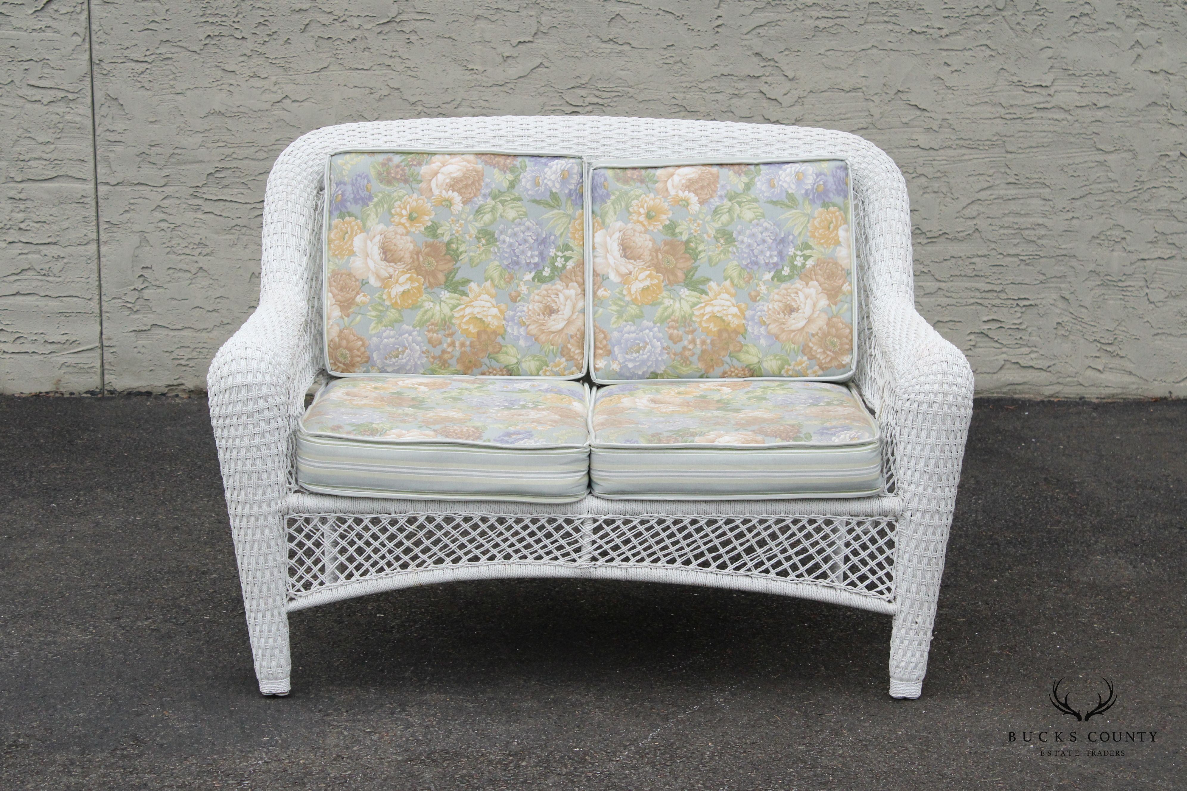 Vintage White Wicker Outdoor Patio Loveseat