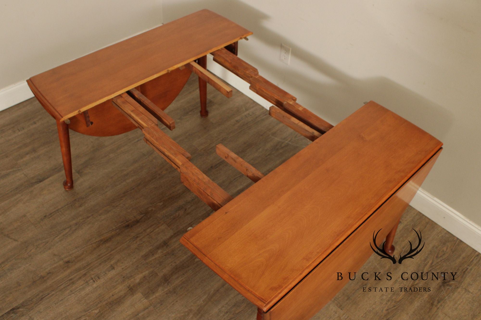 Vintage Cushman Colonial Creations Maple Drop Leaf Dining Table With 2 Leaves