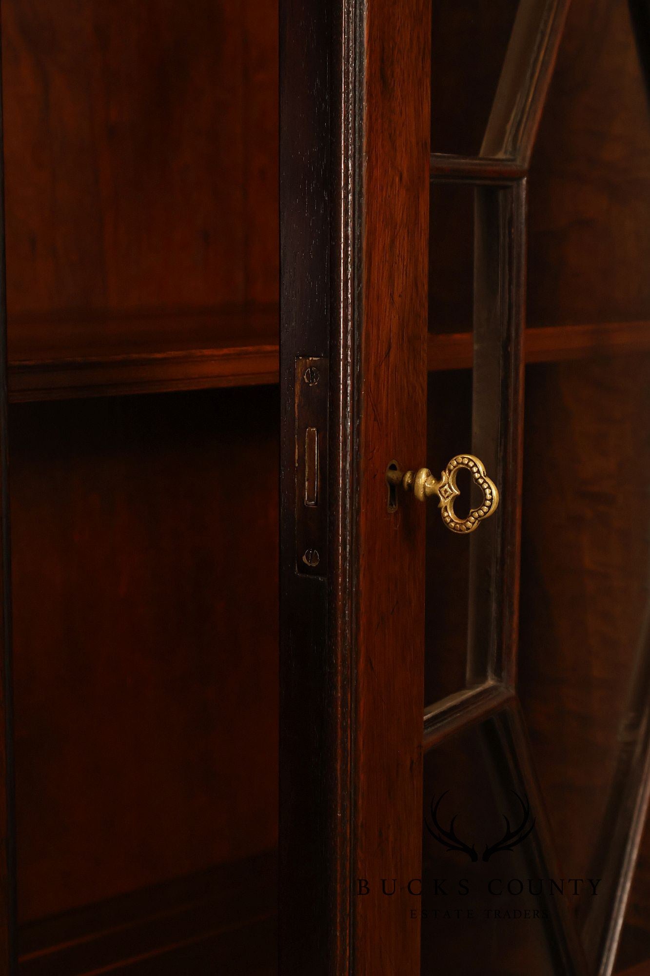 Baker Furniture Georgian Style Vintage Mahogany Breakfront Bookcase