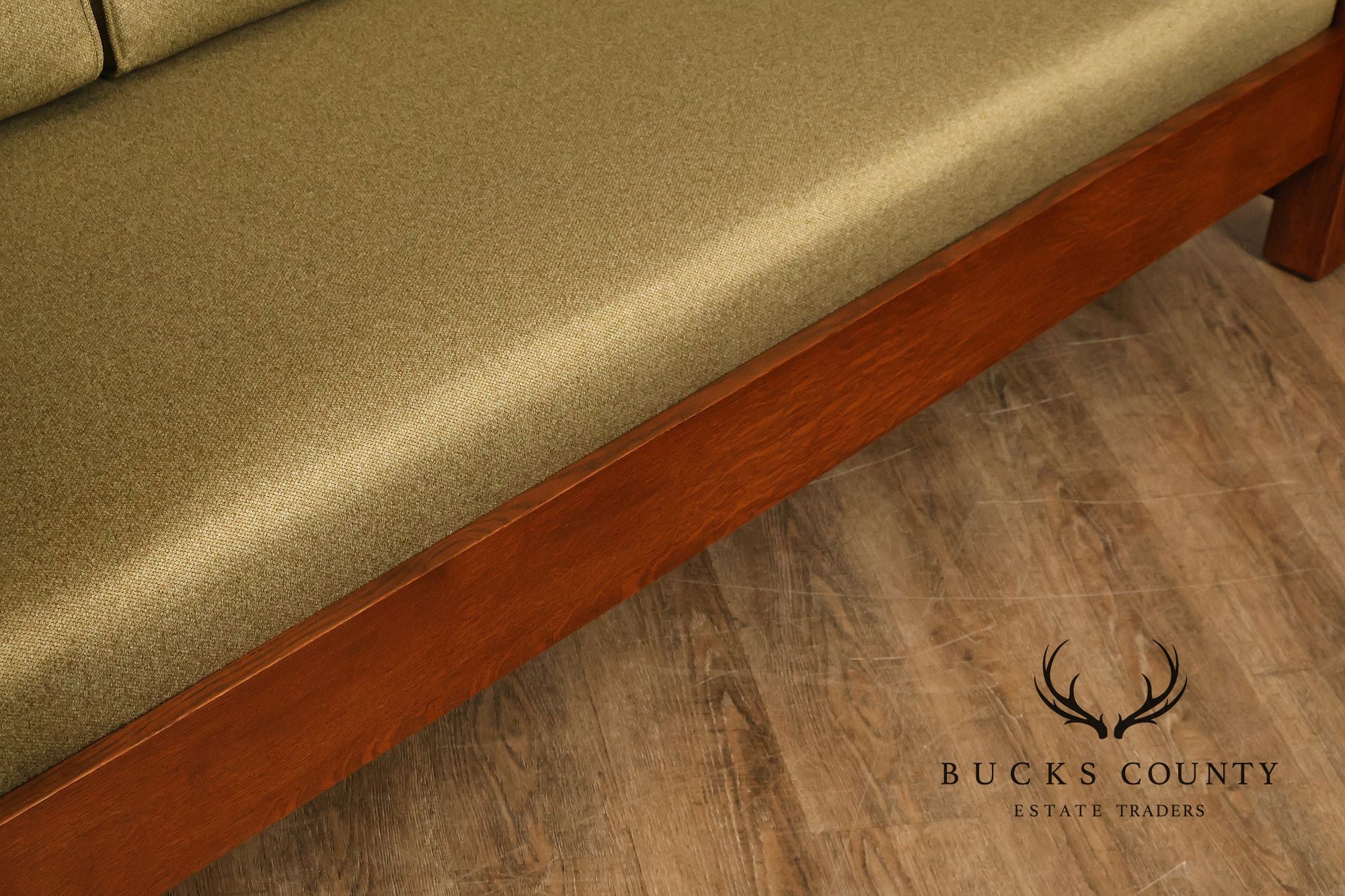 Custom Quality Mission Style Oak Settle Sofa