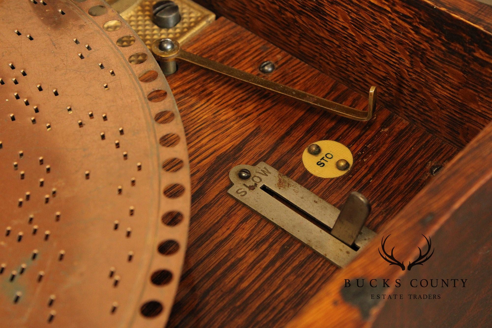 Regina Oak Music Box on Stand, with Discs