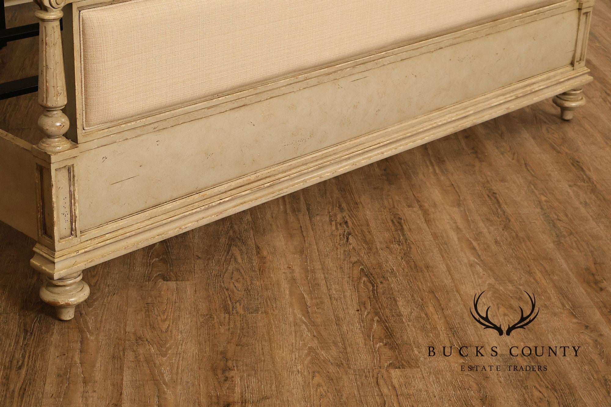 Stanley Furniture Arrondissement Collection King 'Palais' Bed
