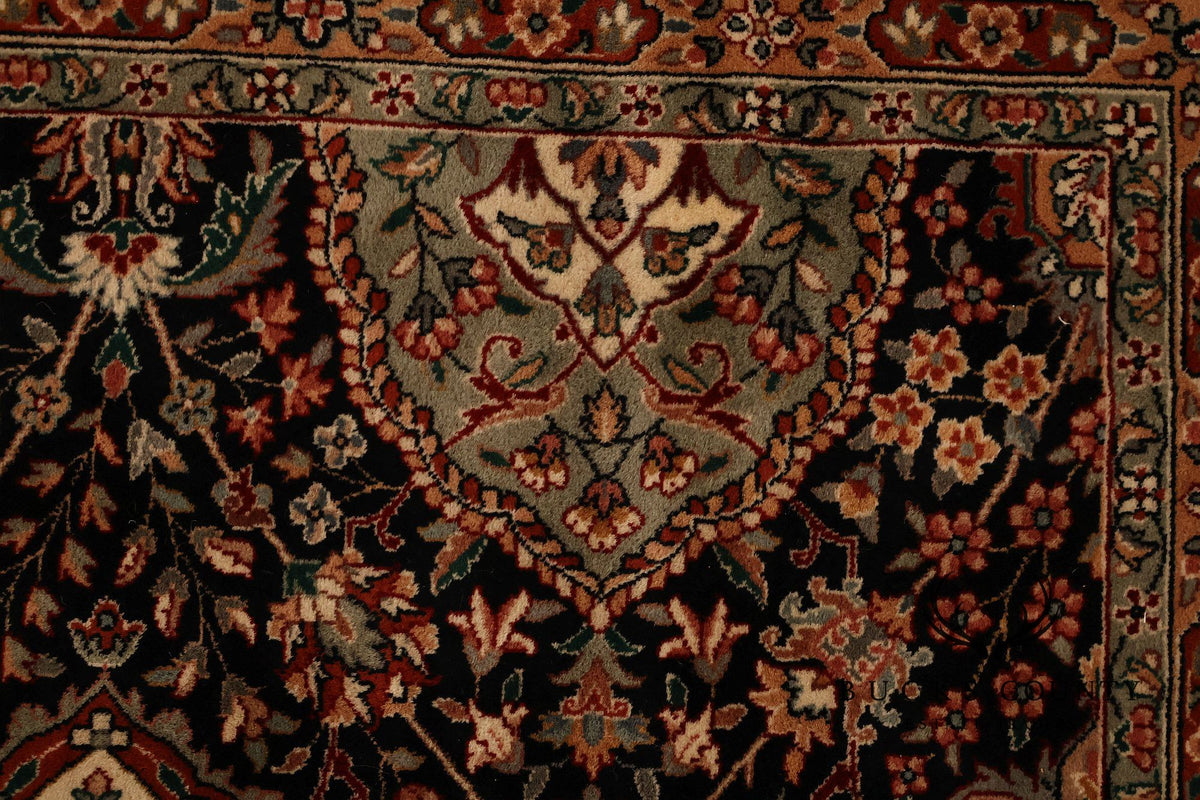 Hand Knotted Persian Style Area Rug With Medallion And Floral Motif
