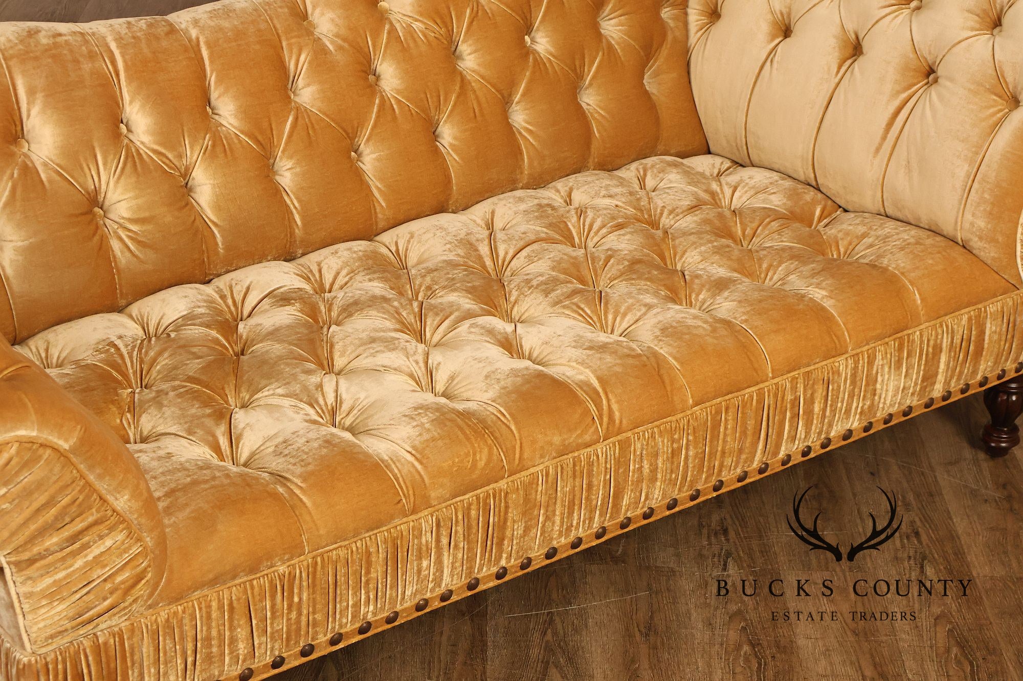 EJ Victor Victorian Revival Pair of Serpentine Tufted Velvet Sofas
