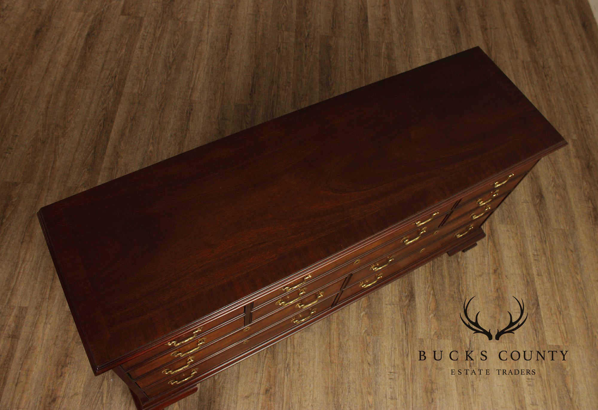 Councill Craftsmen Chippendale Style Mahogany Long Dresser