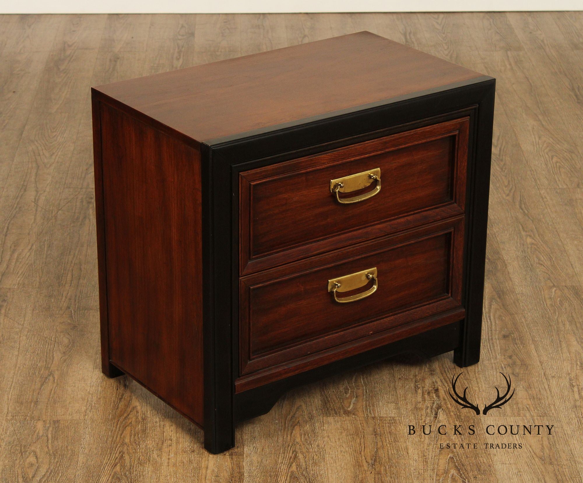 Thomasville Embassy Collection Pair of Two-Drawer Nightstands