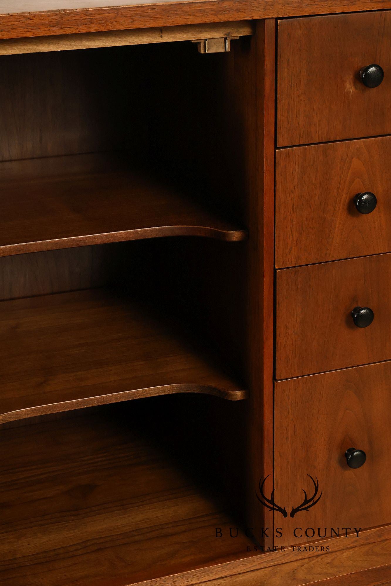 American Of Martinsville Mid-Century Modern Walnut Gentleman's Chest