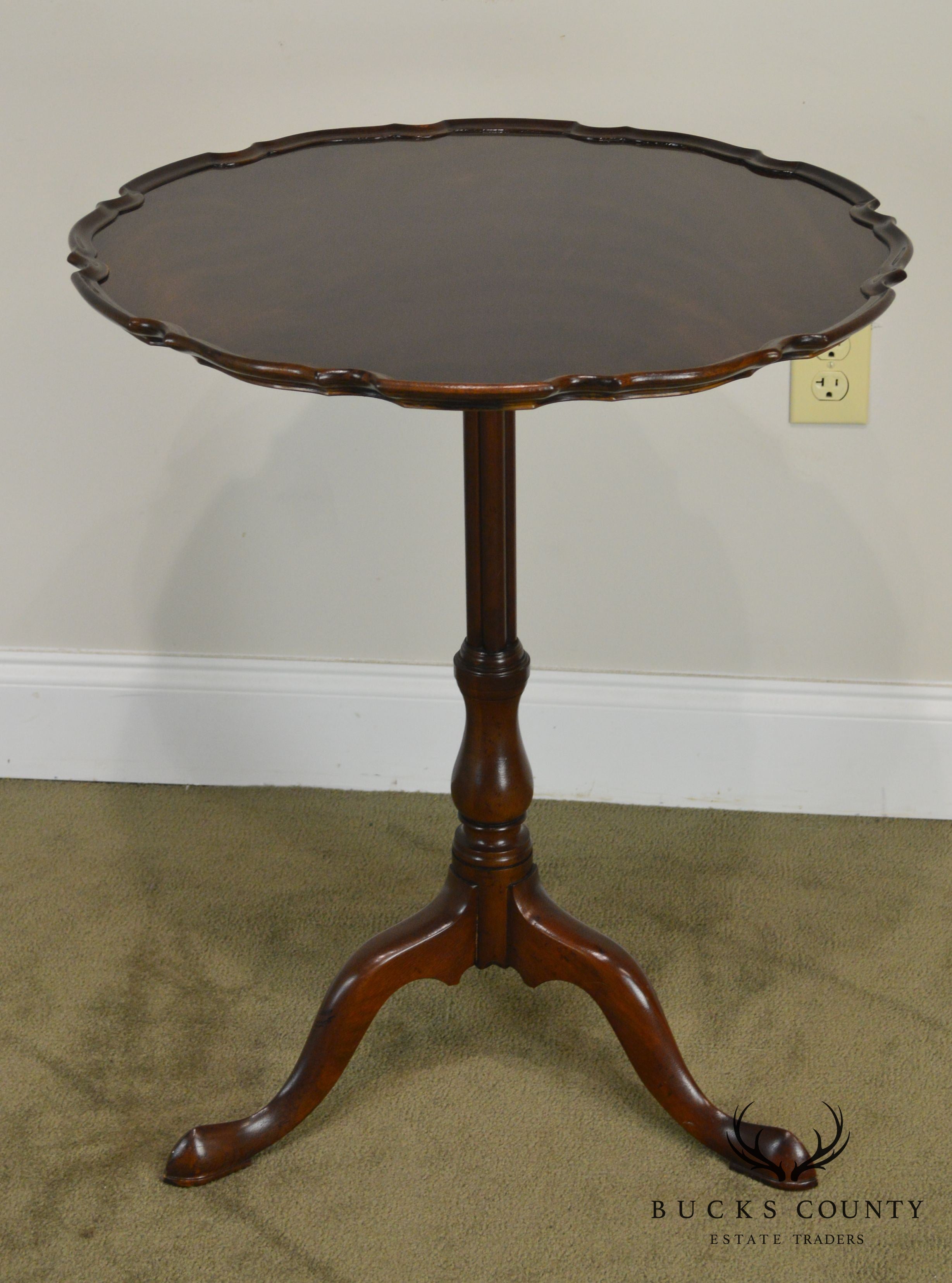 Queen Anne Style Mahogany Pie Crust Tilt Top Table