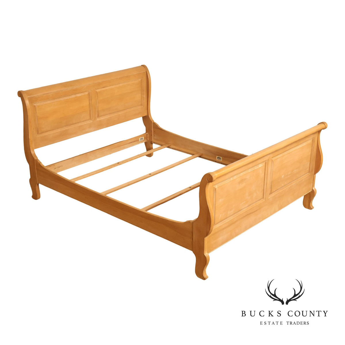 Ethan Allen 'Country French' Queen Sleigh Bed