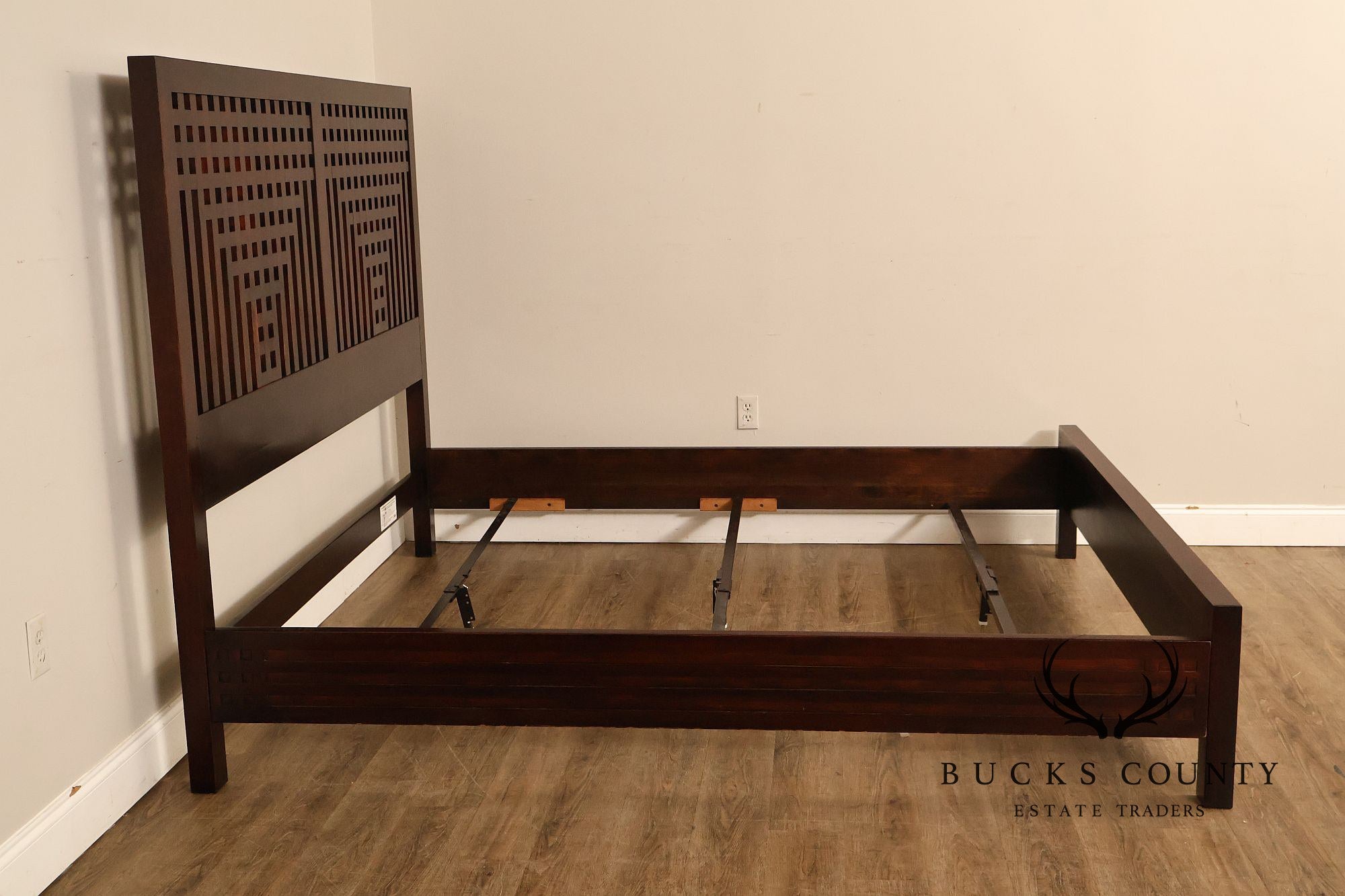 Stickley Metropolitan Cherry King Size Bed