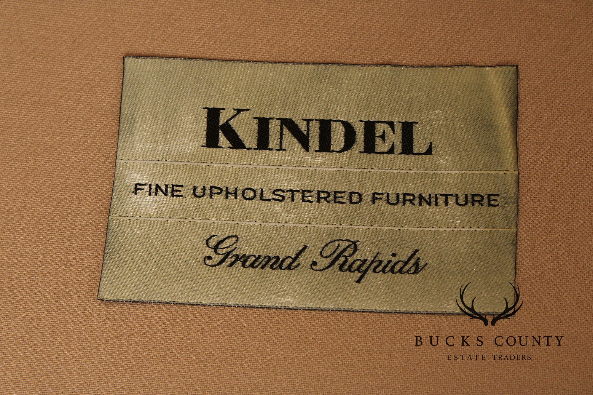 Kindel Traditional Rolled Arm Loveseat