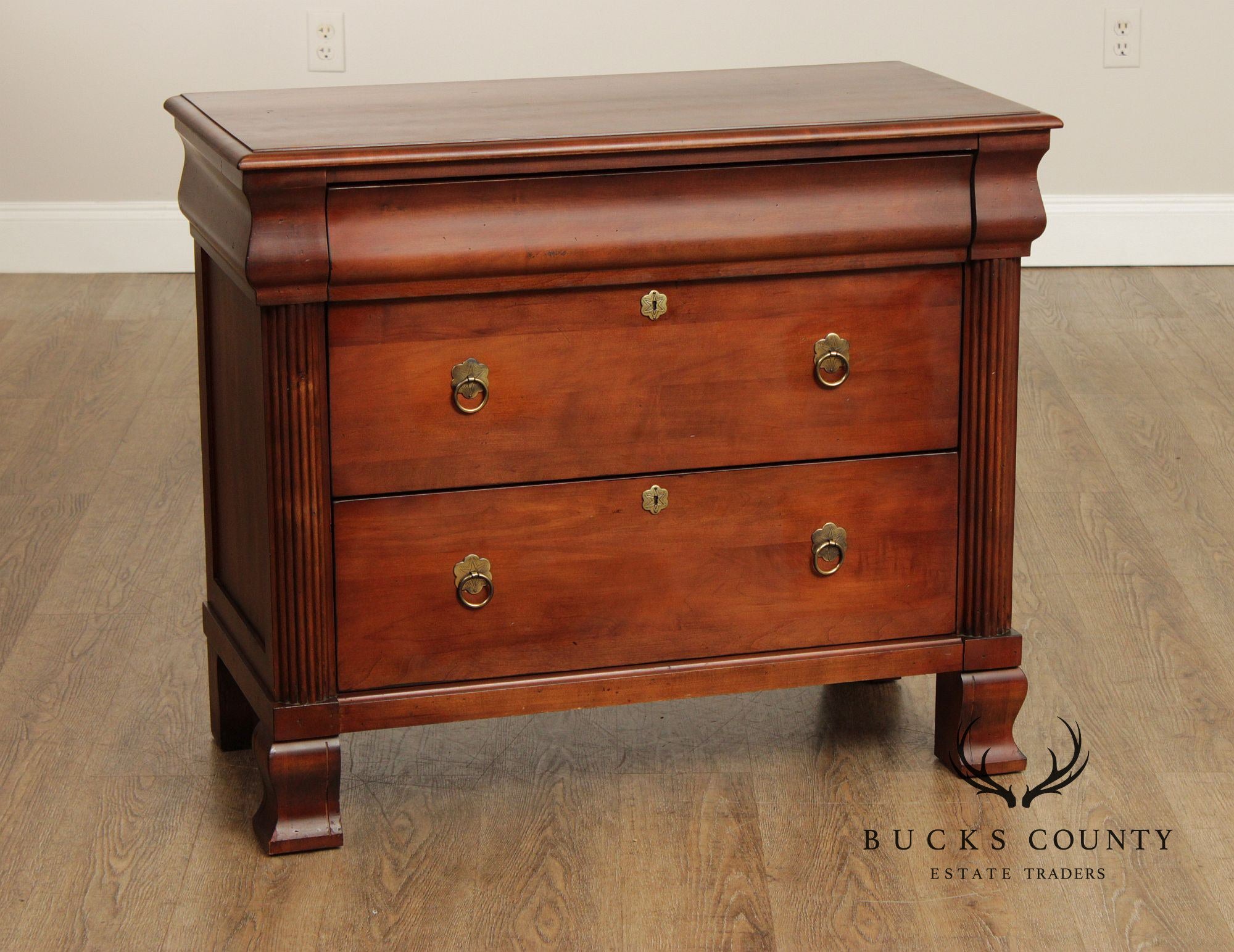 Ethan Allen 'British Classics' Chest of Drawers